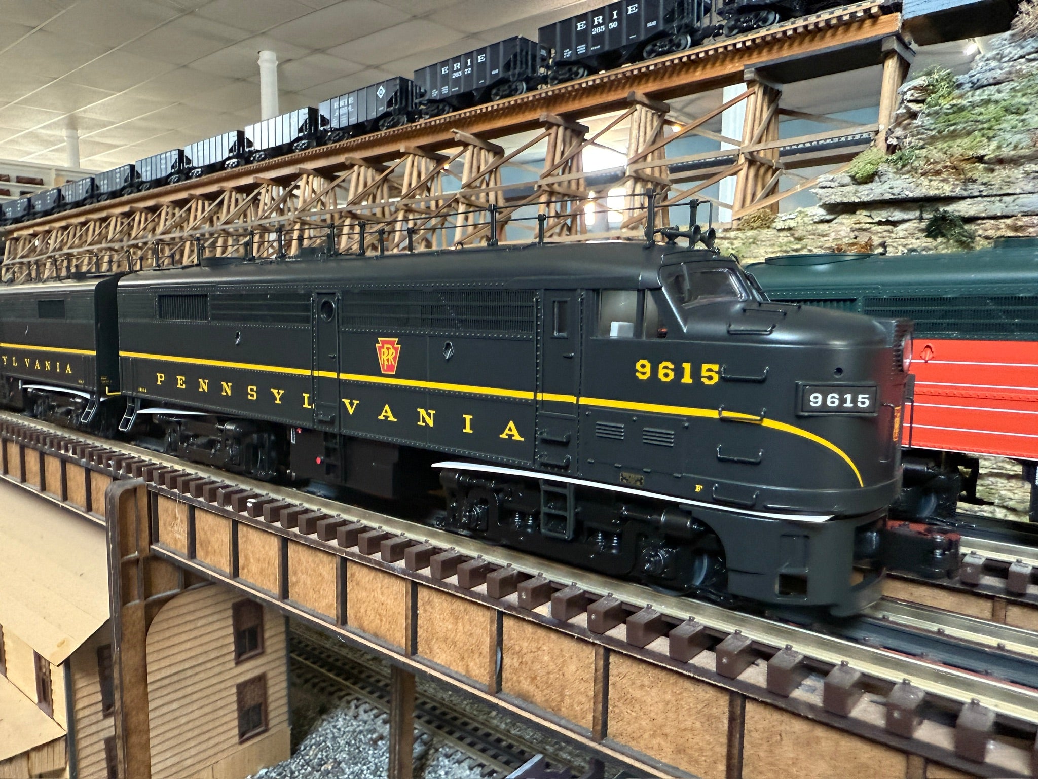 Lionel 2533910 - Legacy FA-2 AA Diesel Set "Pennsylvania" #9614/9615