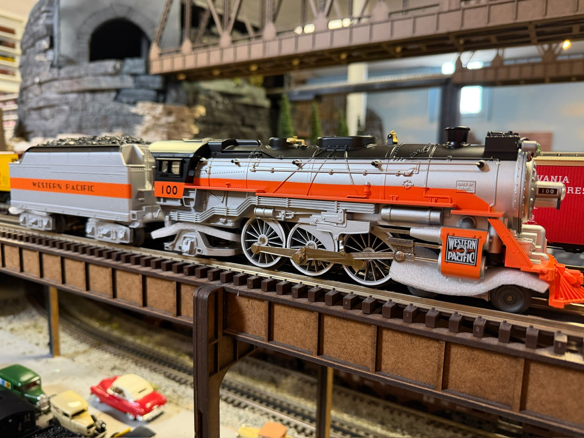 Lionel 2532100 - LionChief +2.0 Pacific Steam Locomotive "Western Pacific" #100