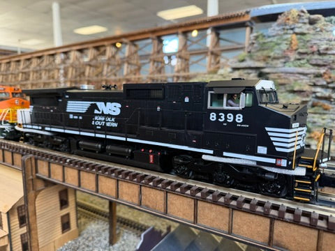 MTH 20-21966-1 - Dash-8 Diesel Engine "Norfolk Southern" #8398 w/ PS3