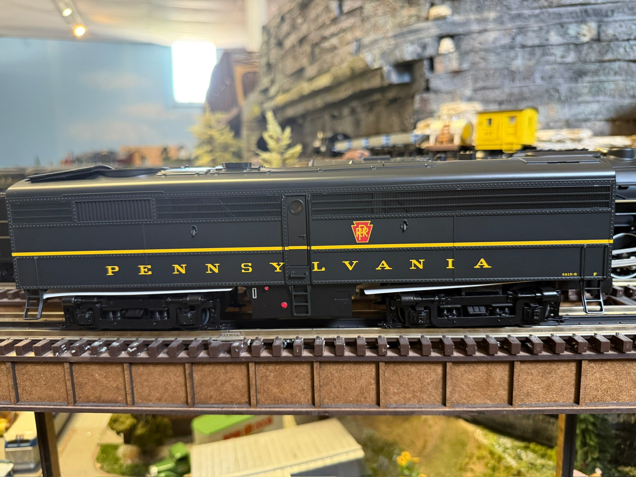 Lionel 2533919 - Legacy FB-2 SuperBass "Pennsylvania" #9615B