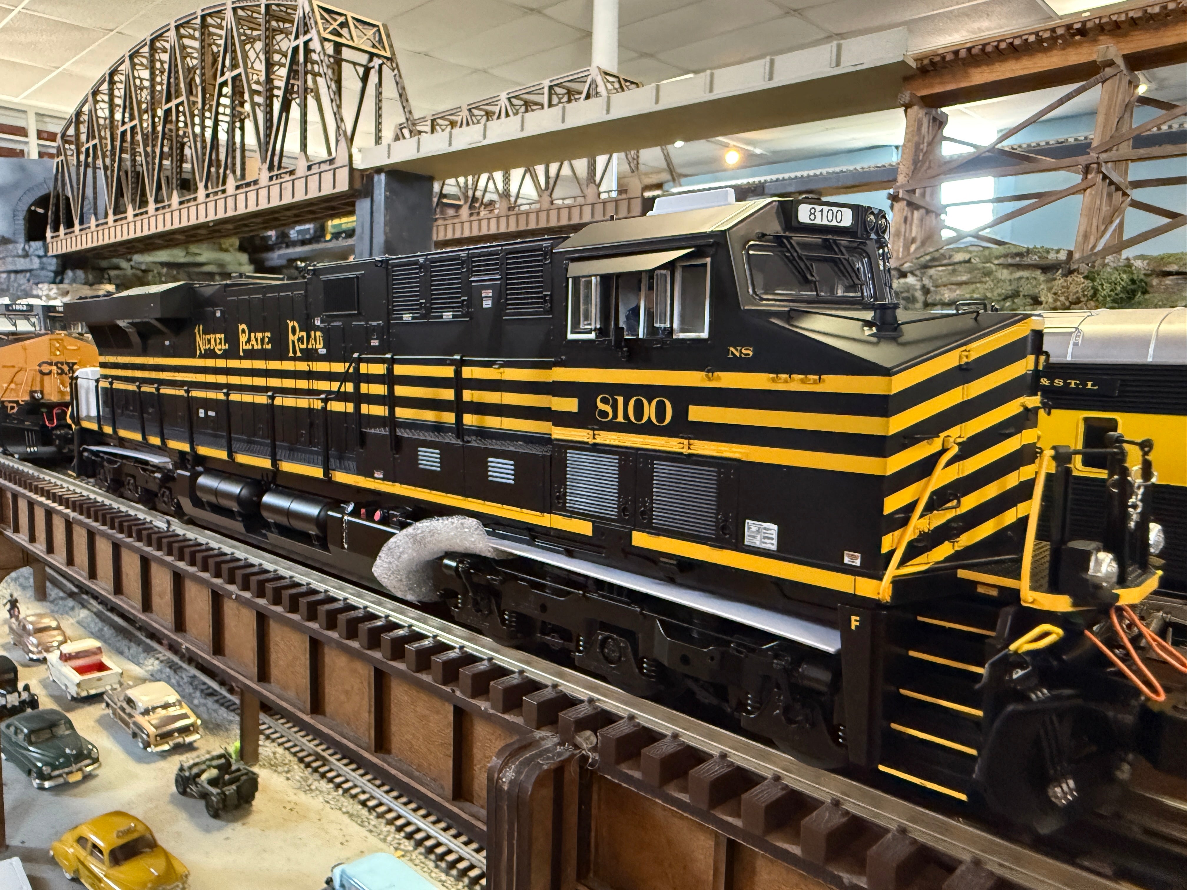 Lionel 2533619 - Legacy ES44 Diesel Locomotive "Nickel Plate Road" #8100 Norfolk Southern (Non-Powered)