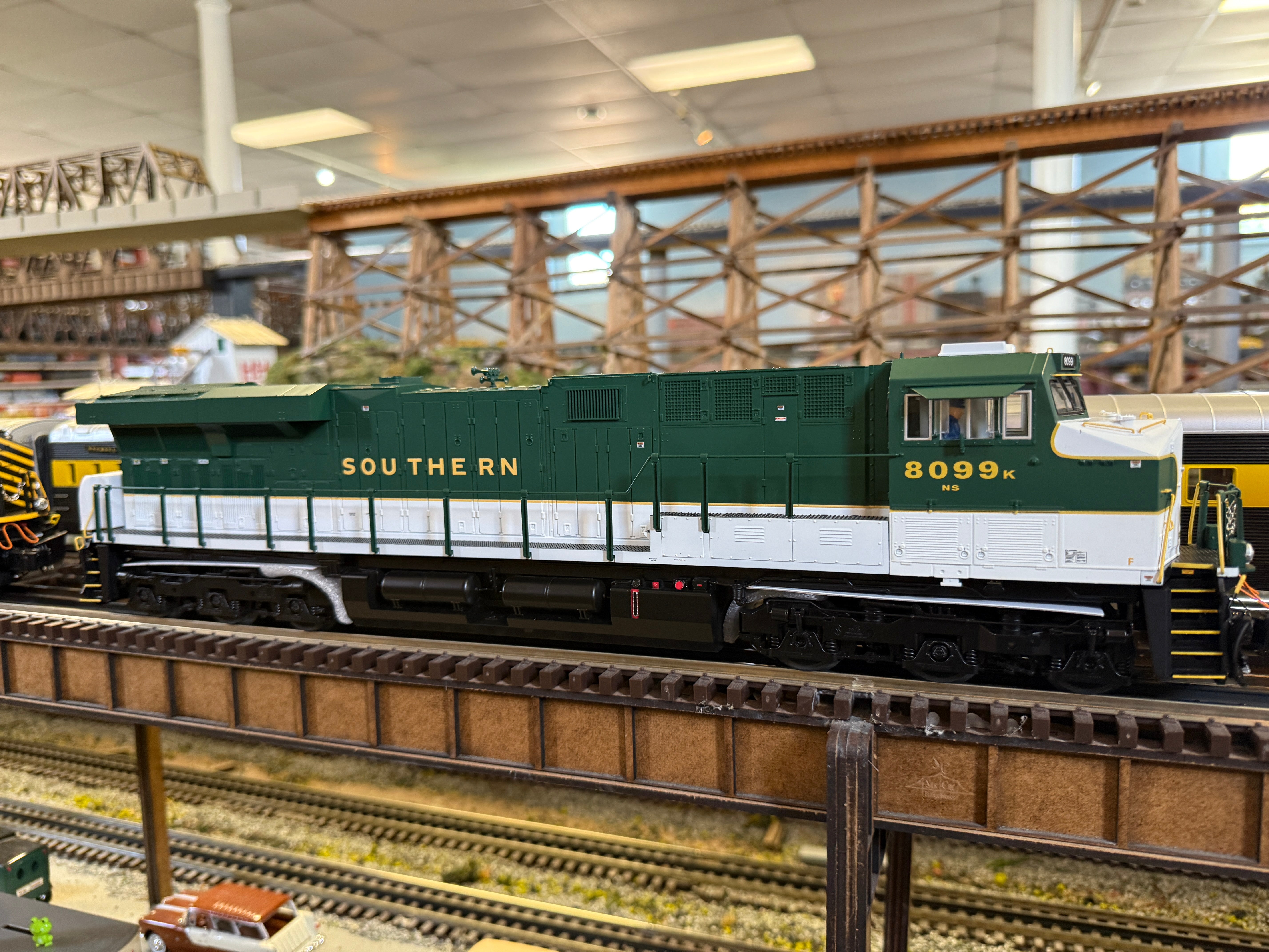 Lionel 2533639 - Legacy ES44 Diesel Locomotive "Southern" #8099 Norfolk Southern (Non-Powered)