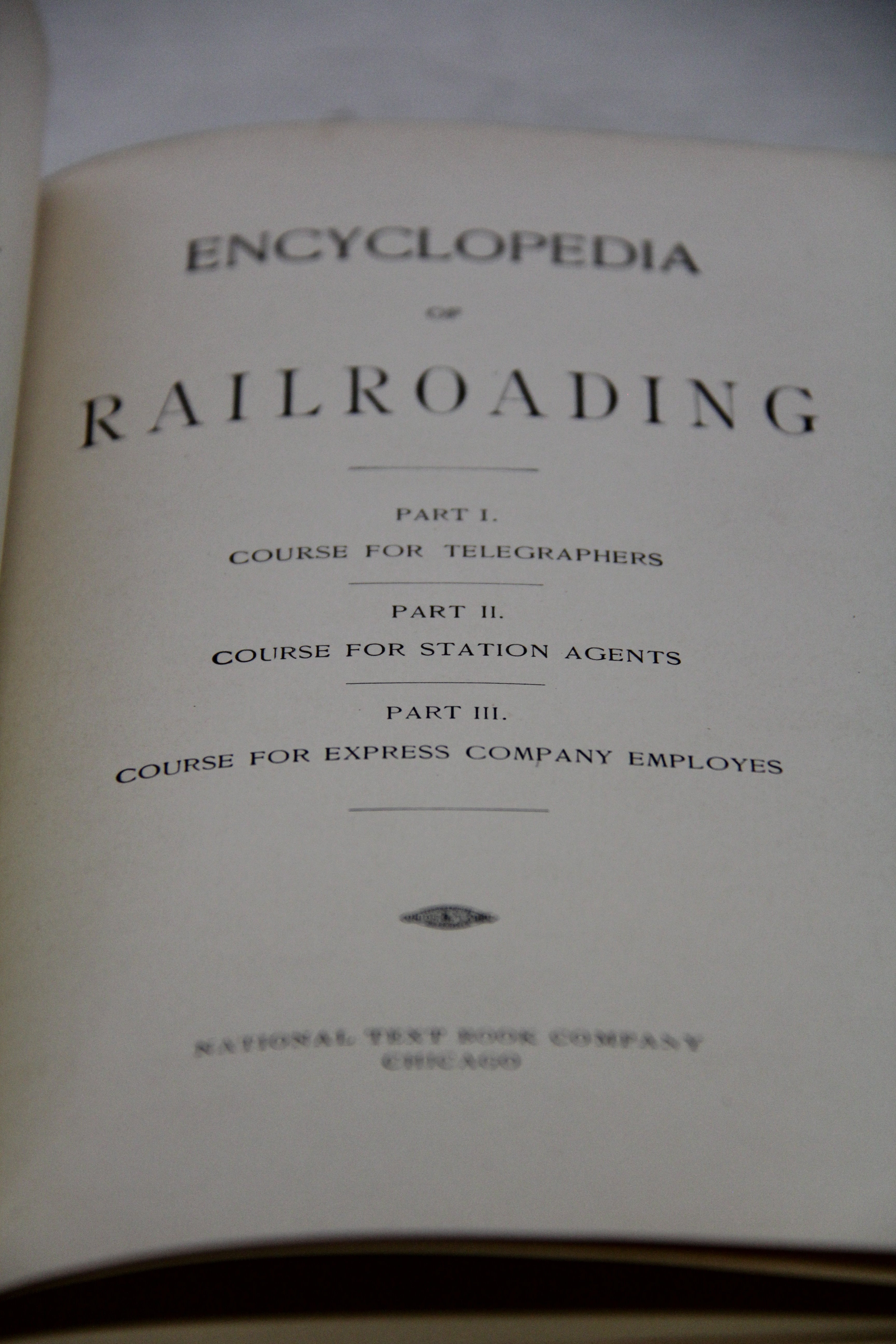 1910 Encyclopedia of RailRoading-Station Agent Telegraphy Express Service-Second hand-M7378 - MrMuffin'sTrains