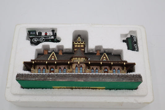 1994 Danbury Mint "The Tenafly Railroad Station"-Second hand-M8387