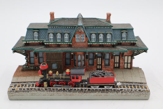 1993 Danbury Mint "The Bethlehem Railroad Station"-Second hand-M8388