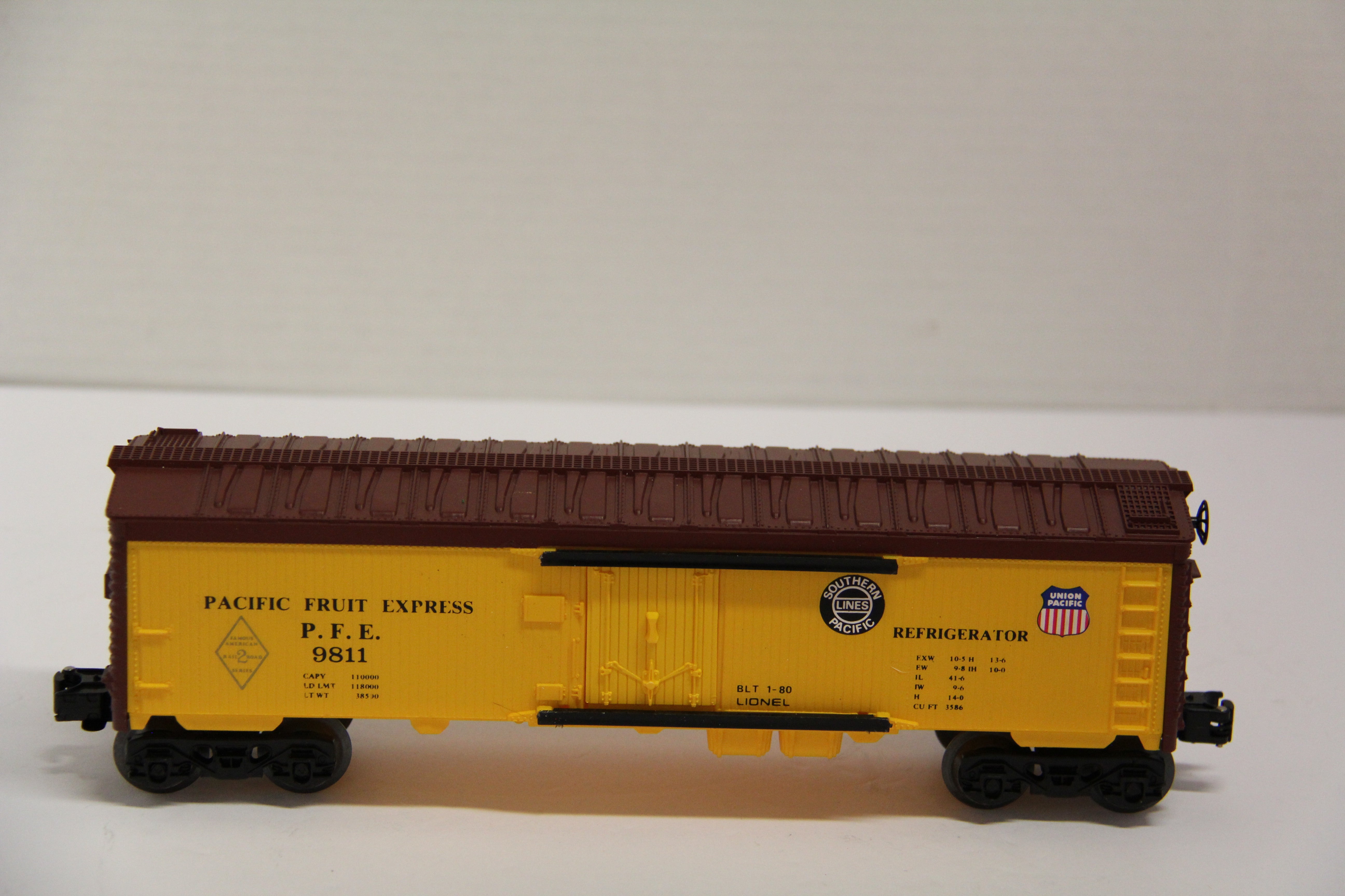 Lionel 6-9811 Famous American Railroad Union Pacific Reefer-Second hand-M7782