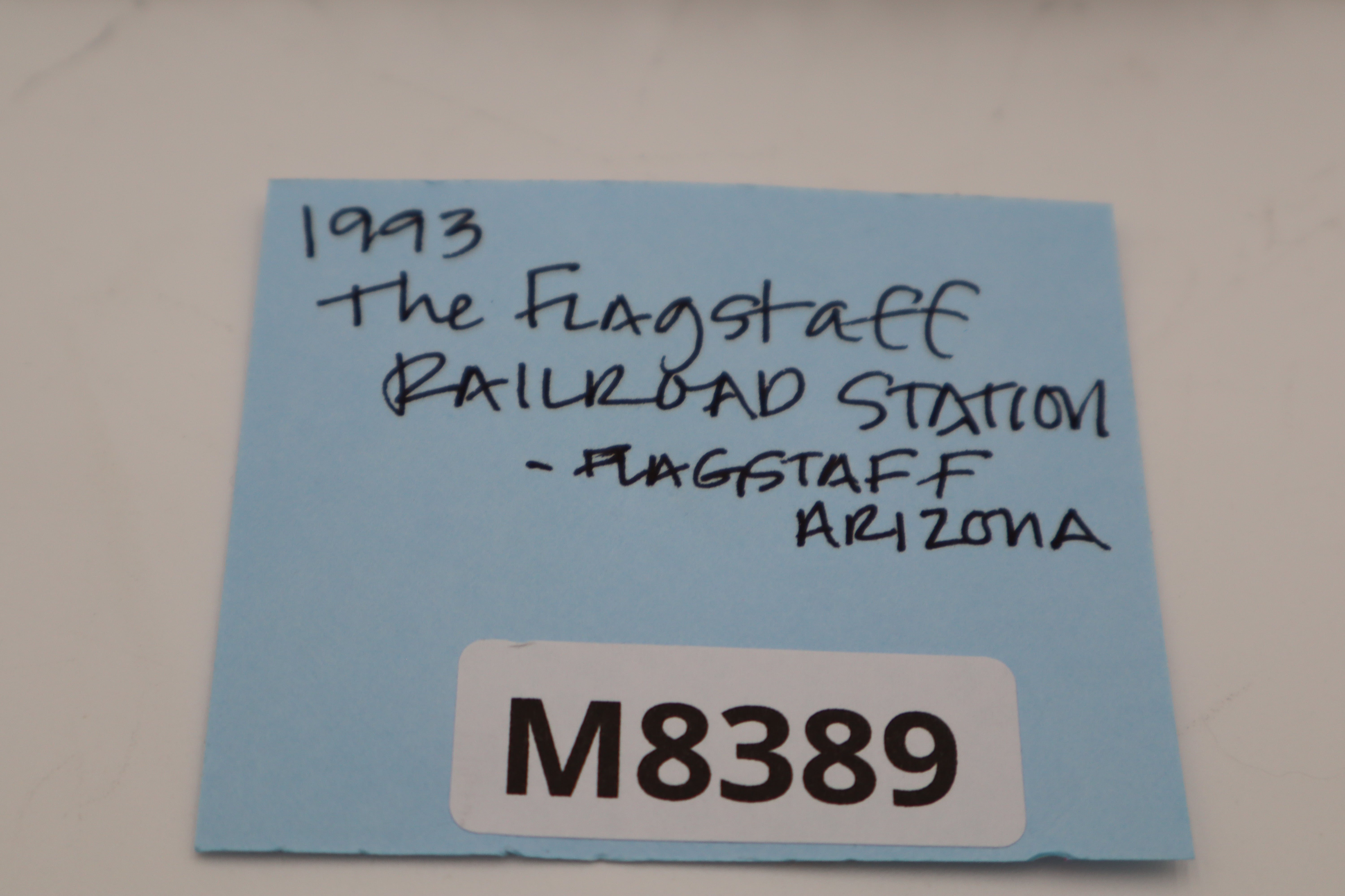 1993 Danbury Mint "The Flagstaff Railroad Station"-Second hand-M8389