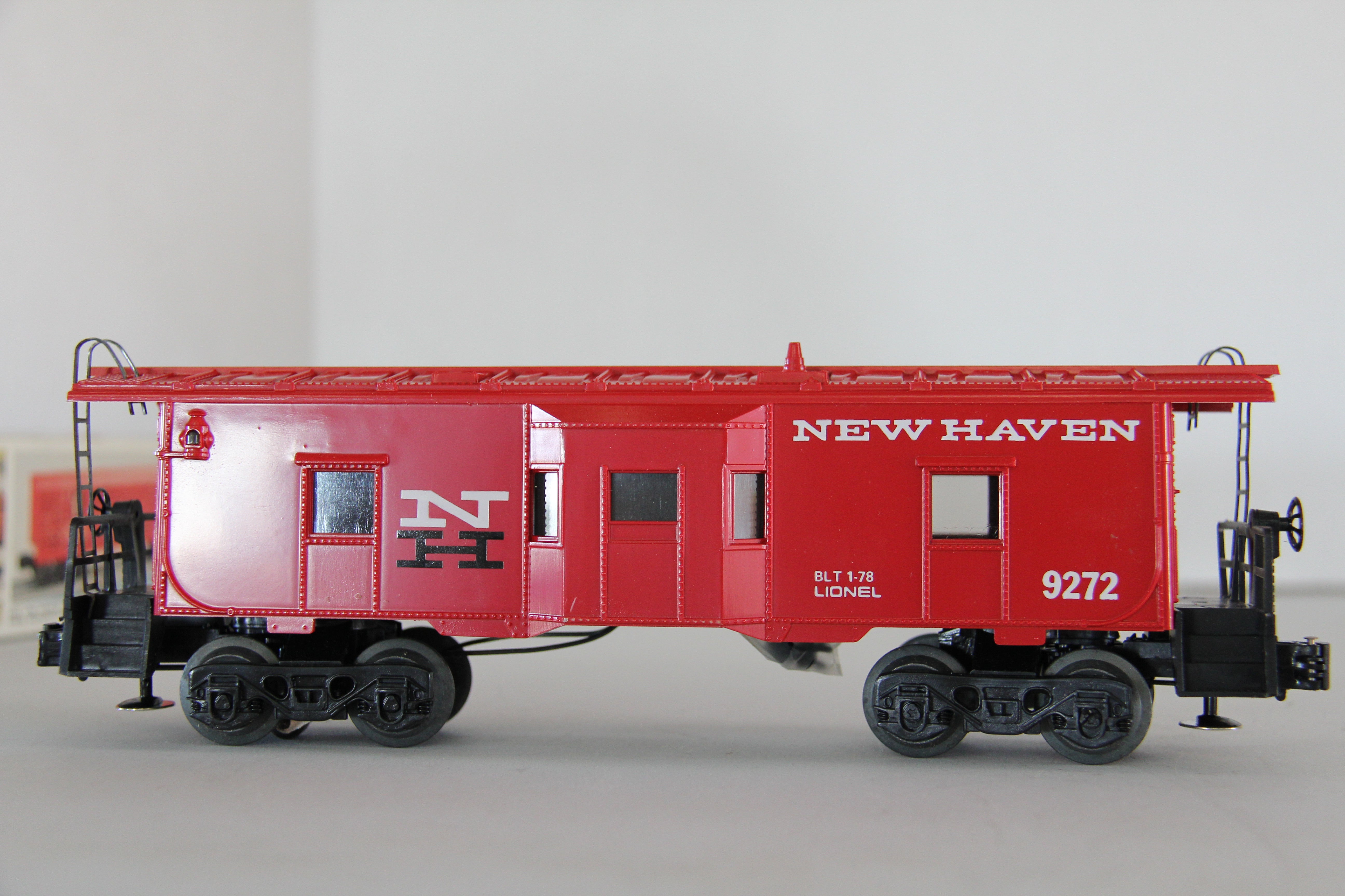 Lionel 6-9272 New Haven Bay Window Caboose-Second hand-M3468