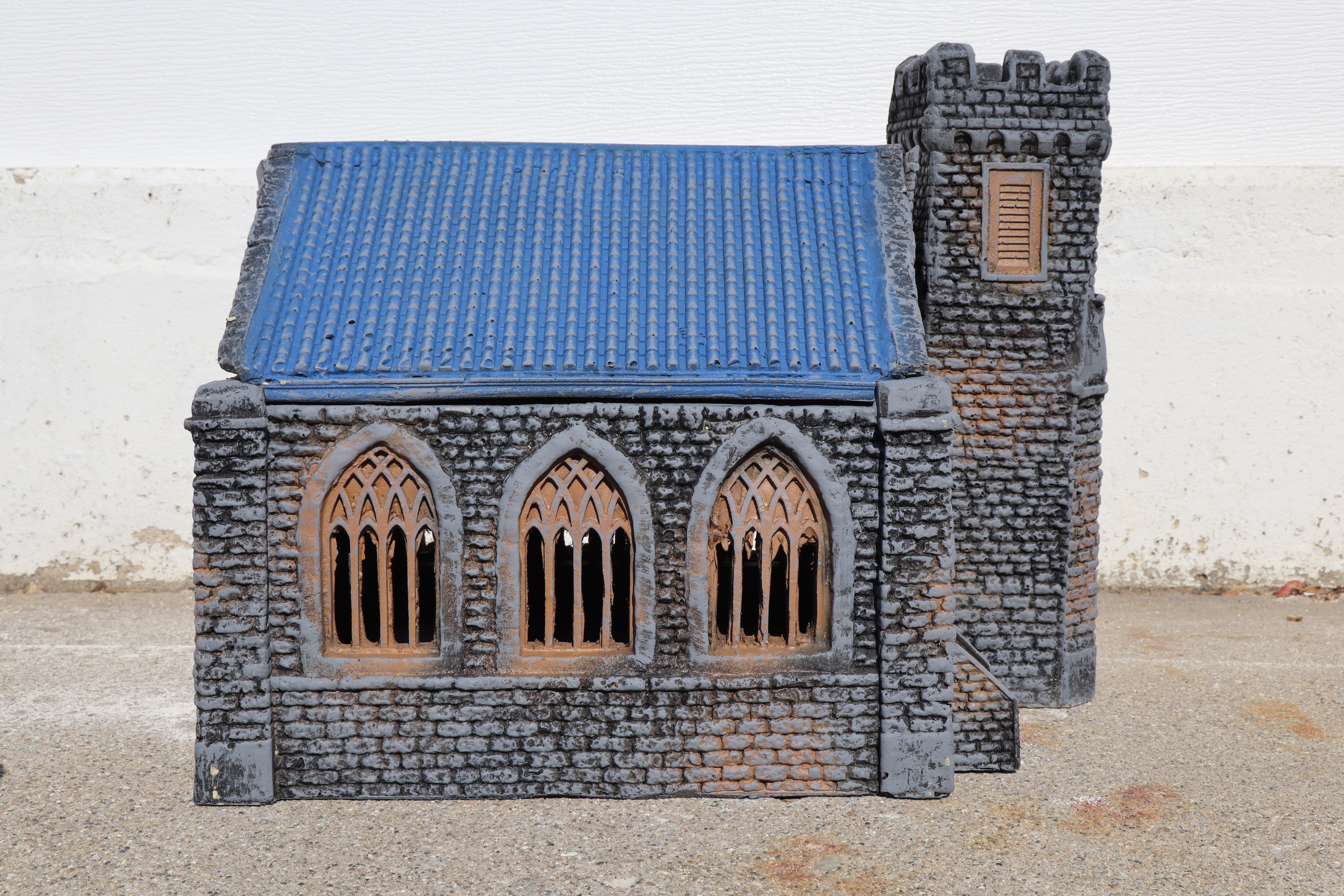 Atherton Scenics 9945 - WWII - D-Day Stone Church (5 pc set)