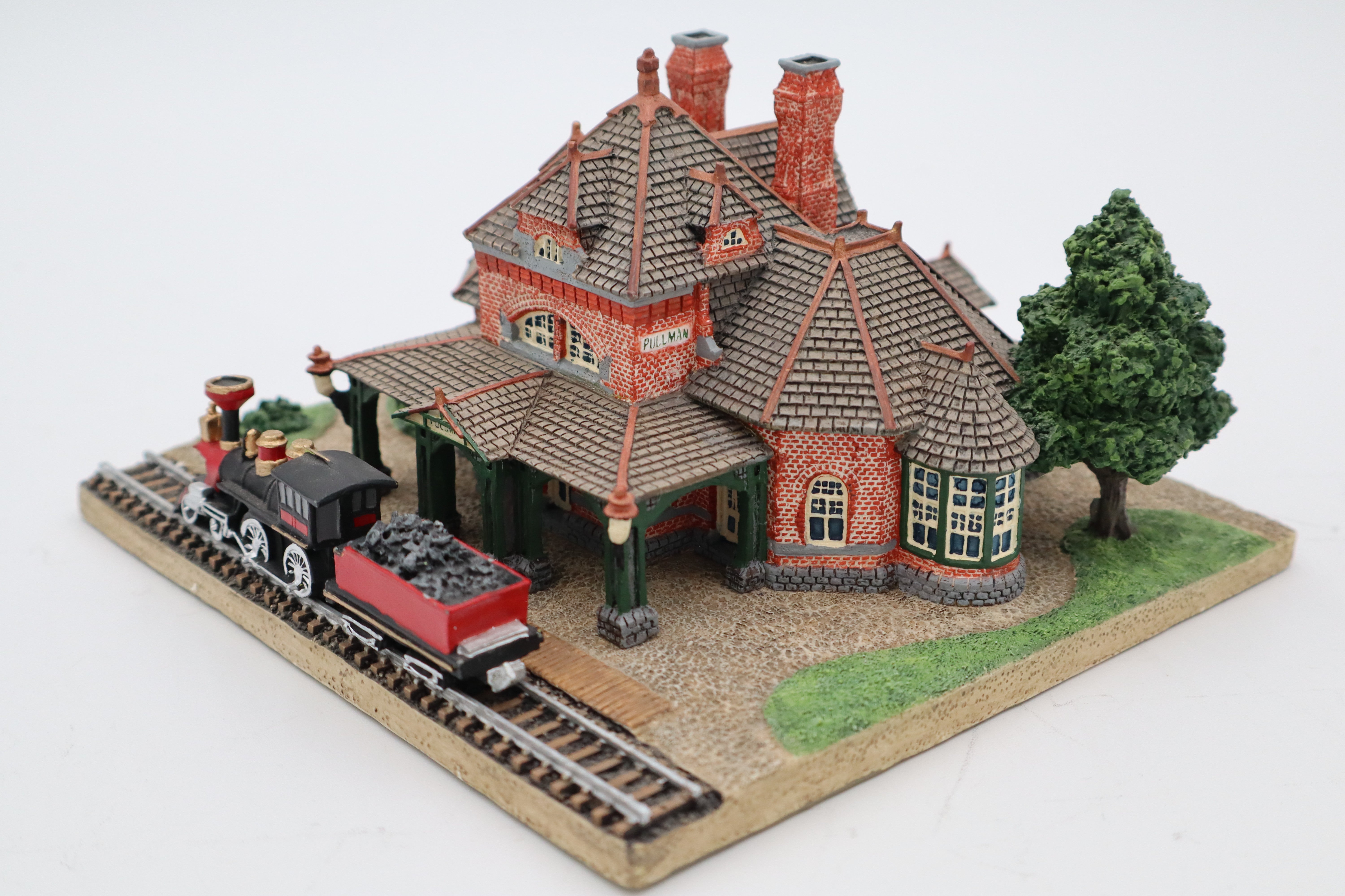 1994 Danbury Mint "The Illinois Pullman Station "-Second hand-M8390