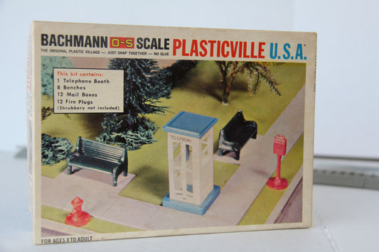 Bachmann Plasticville USA #1918 Park Asst.-Second hand-M3943