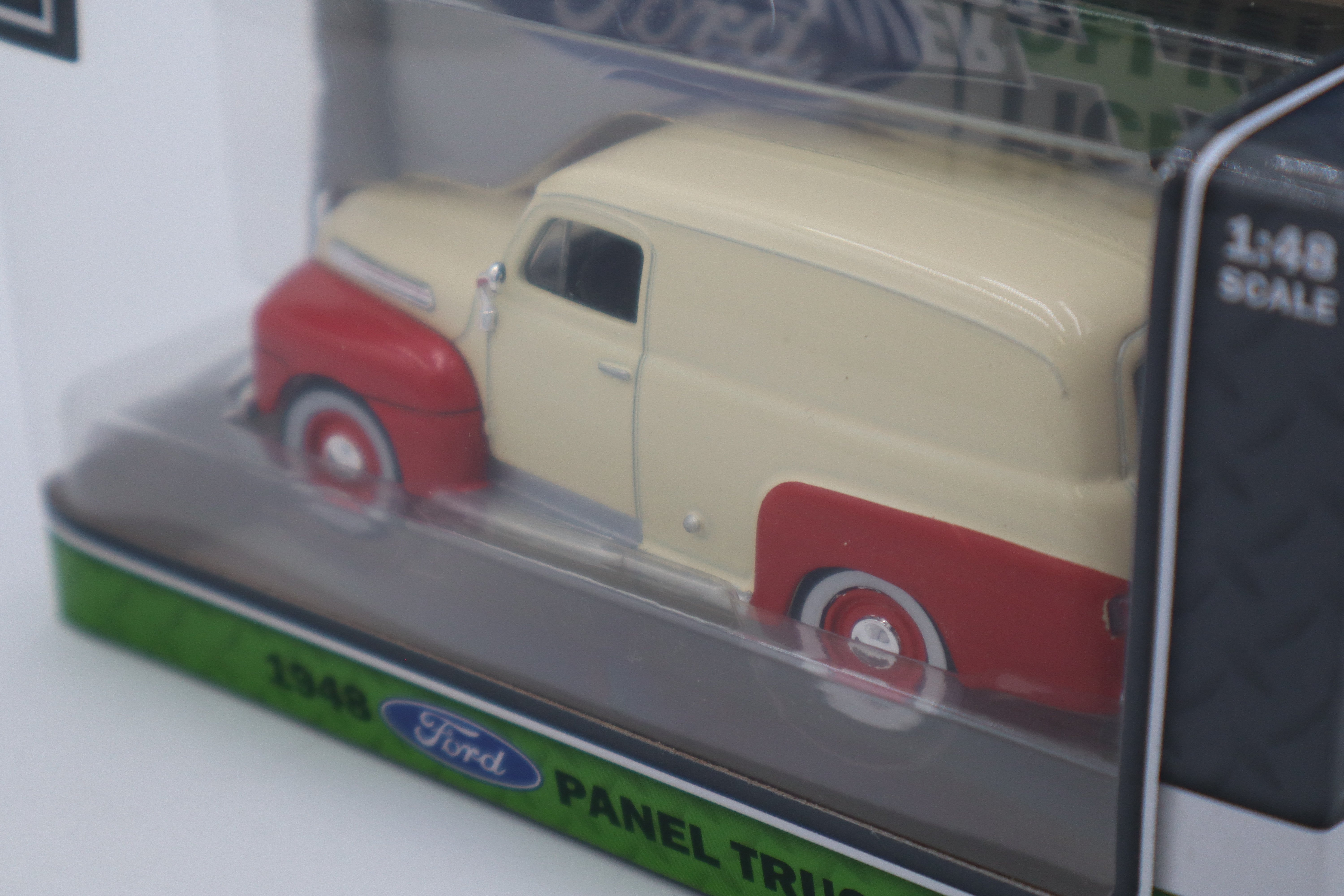 Menards #279-9134-1948 Ford Panel Truck 1:48-Second hand-M8391