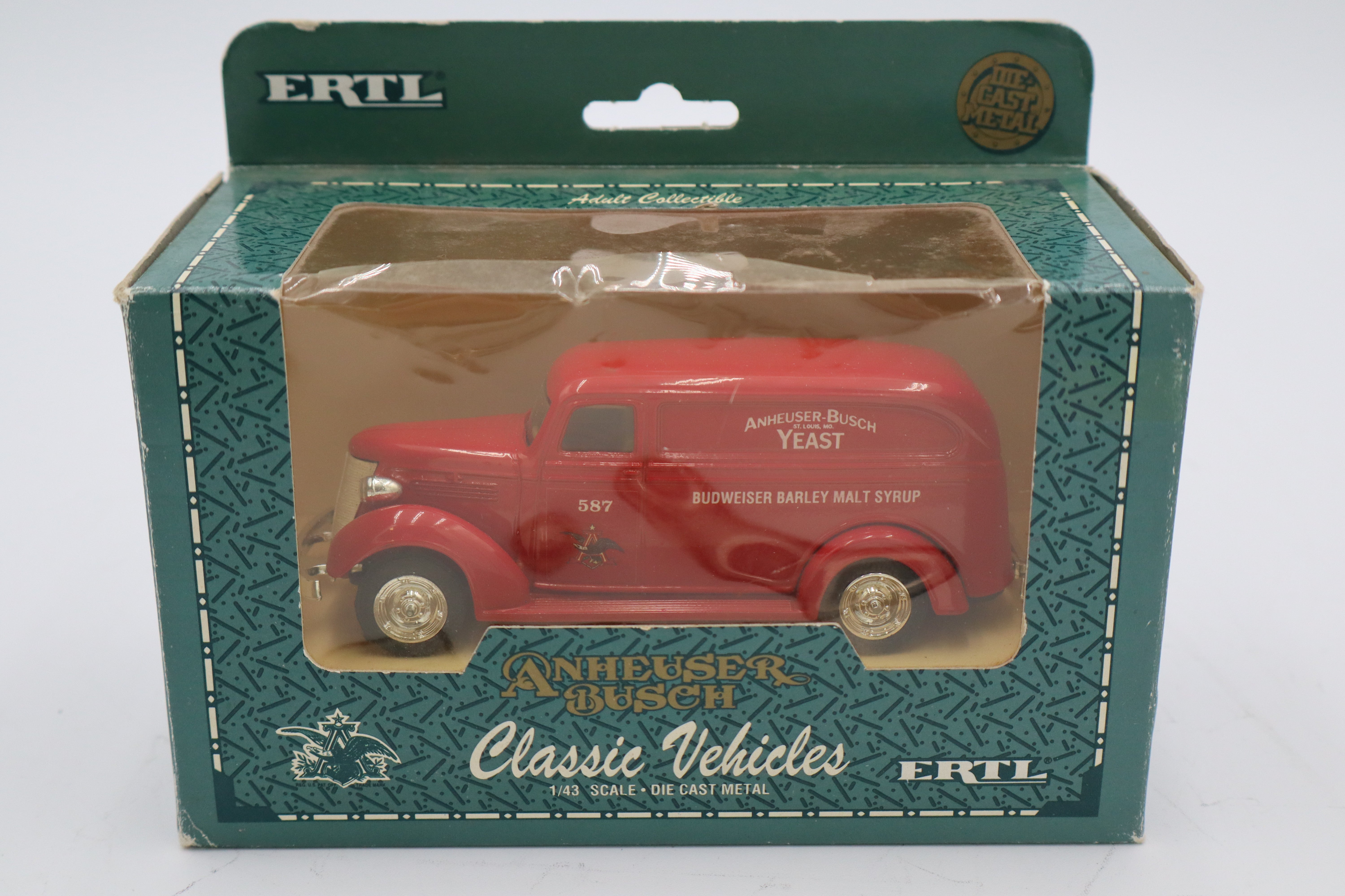 Ertl #B206 Anheuser Busch Classic Vehicles 1:43-Second hand-M8393