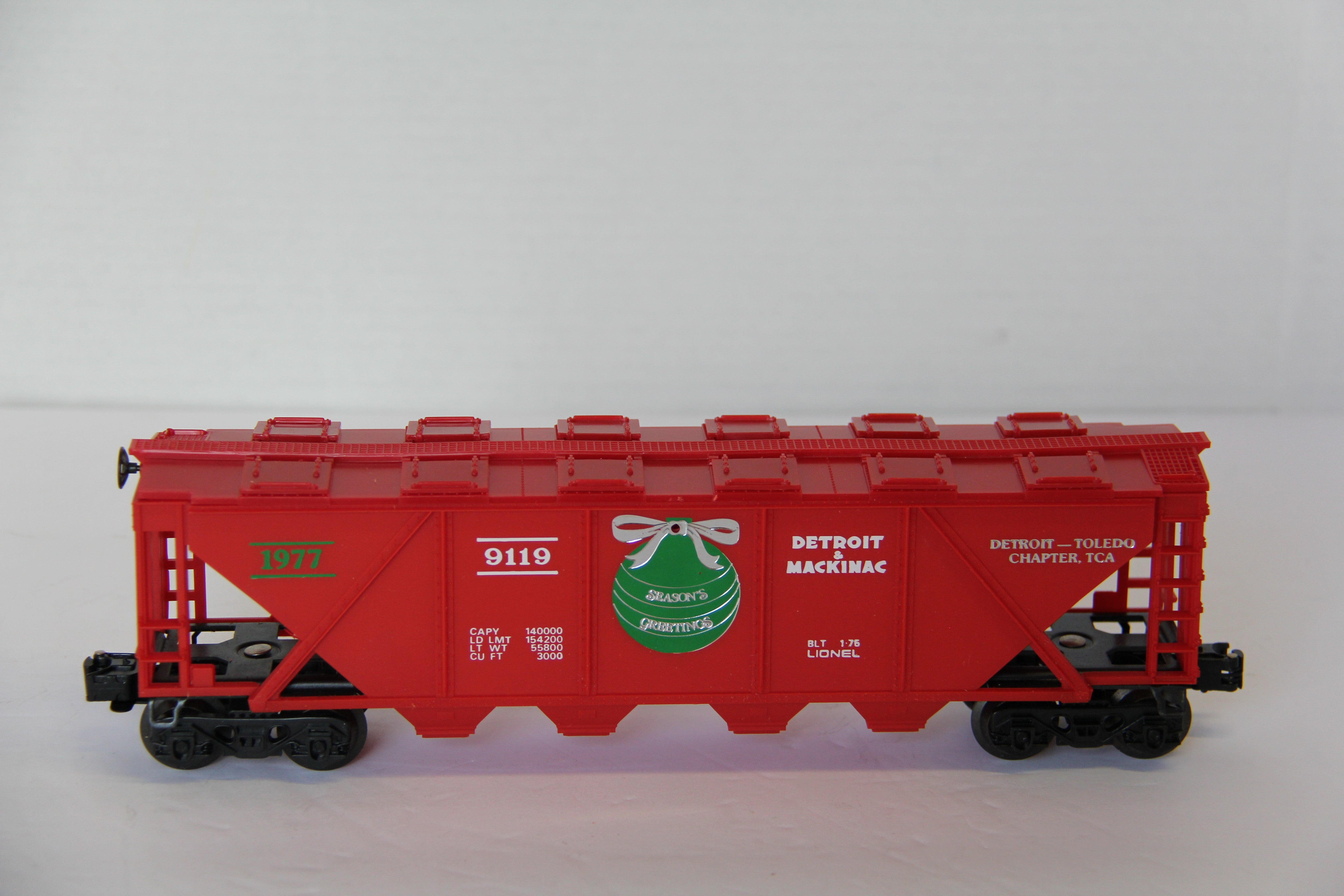 Lionel 6-9119 Detroit & Mackinaw Covered Hopper-M7794