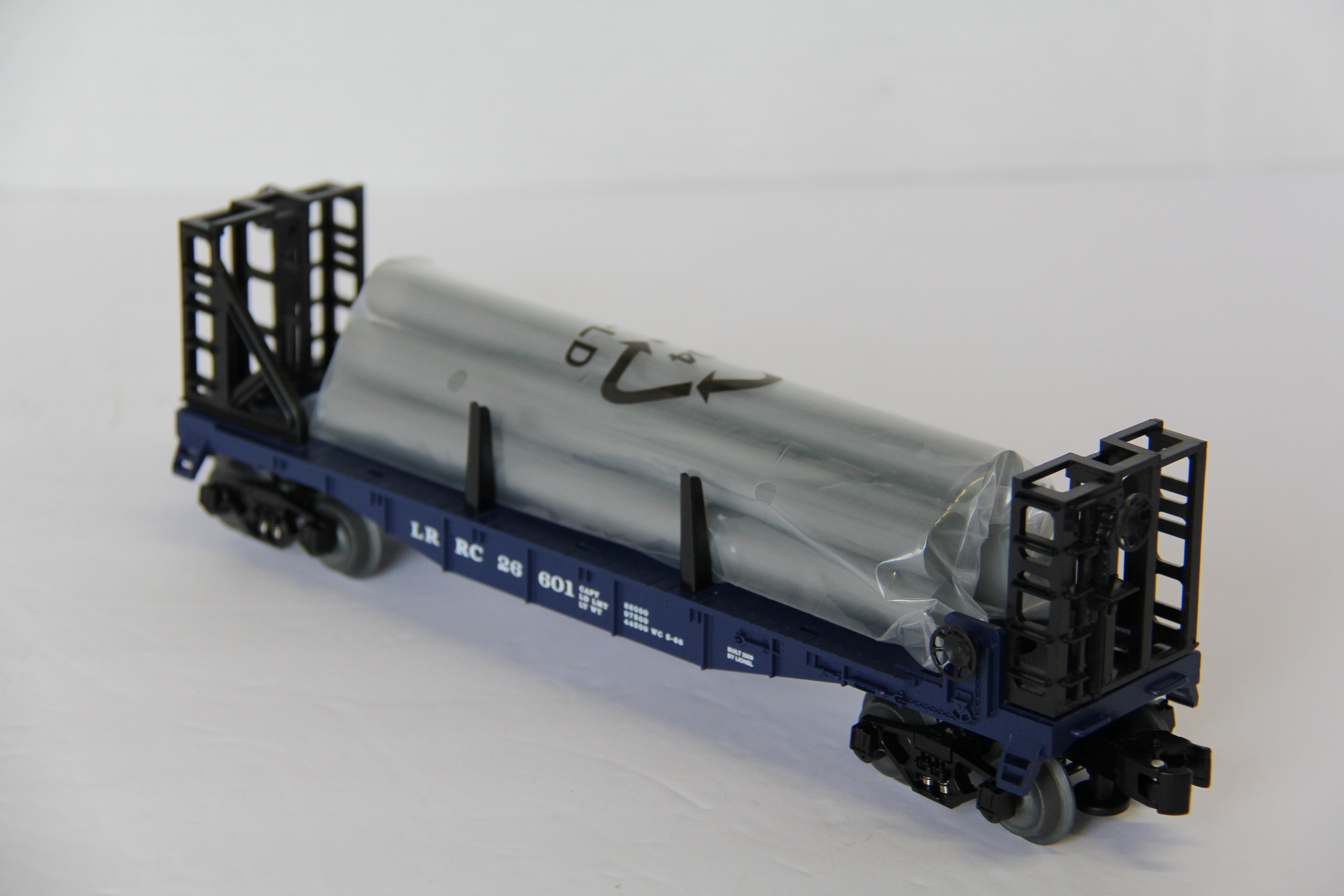 Lionel 6-26601 LRRC Flatcar with Pipes-Second hand-M7797