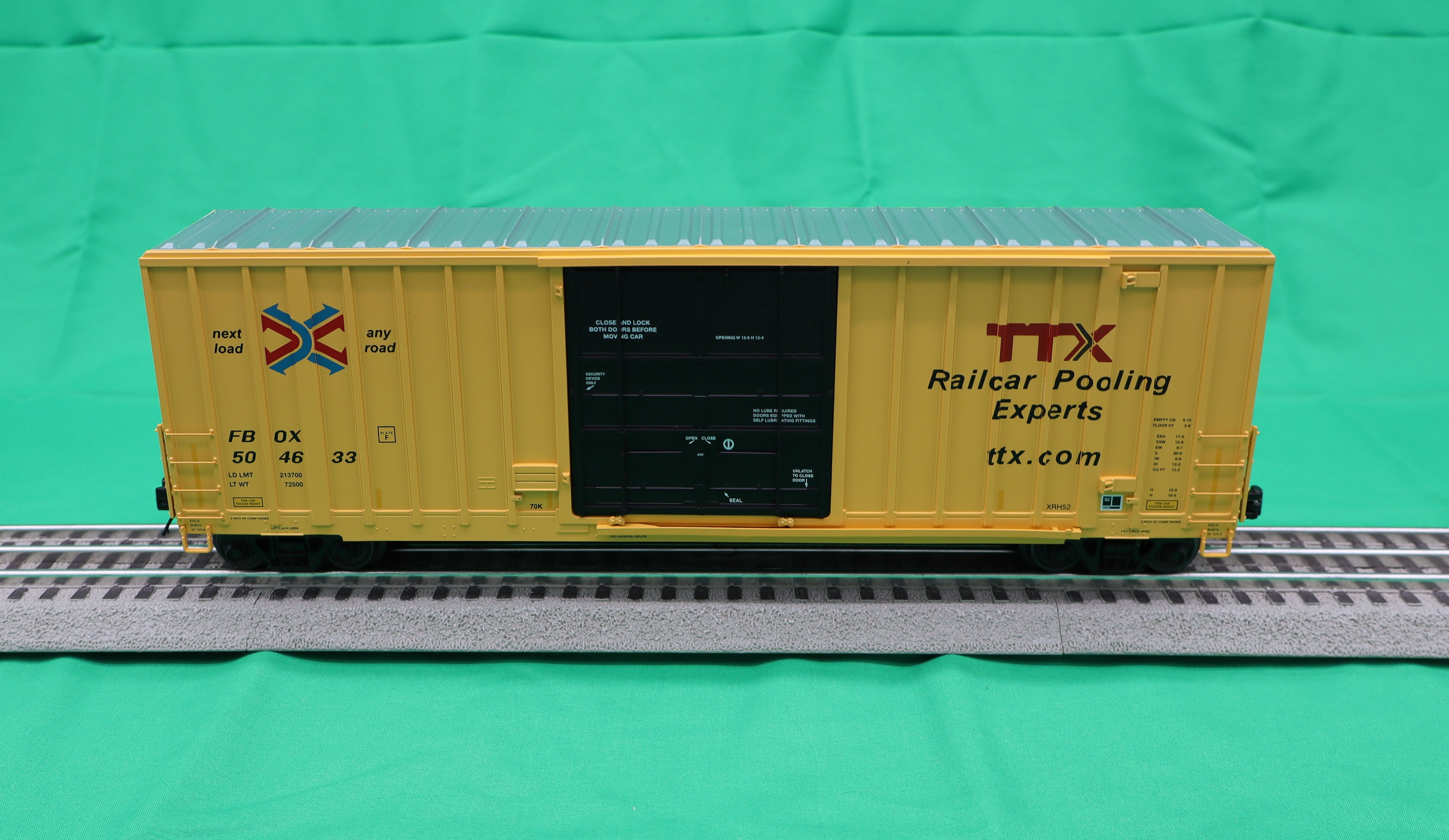 Atlas O 3001640 - Premier - 50' Gunderson High Cube Boxcar "TTX" (Forward Thinking Patch)