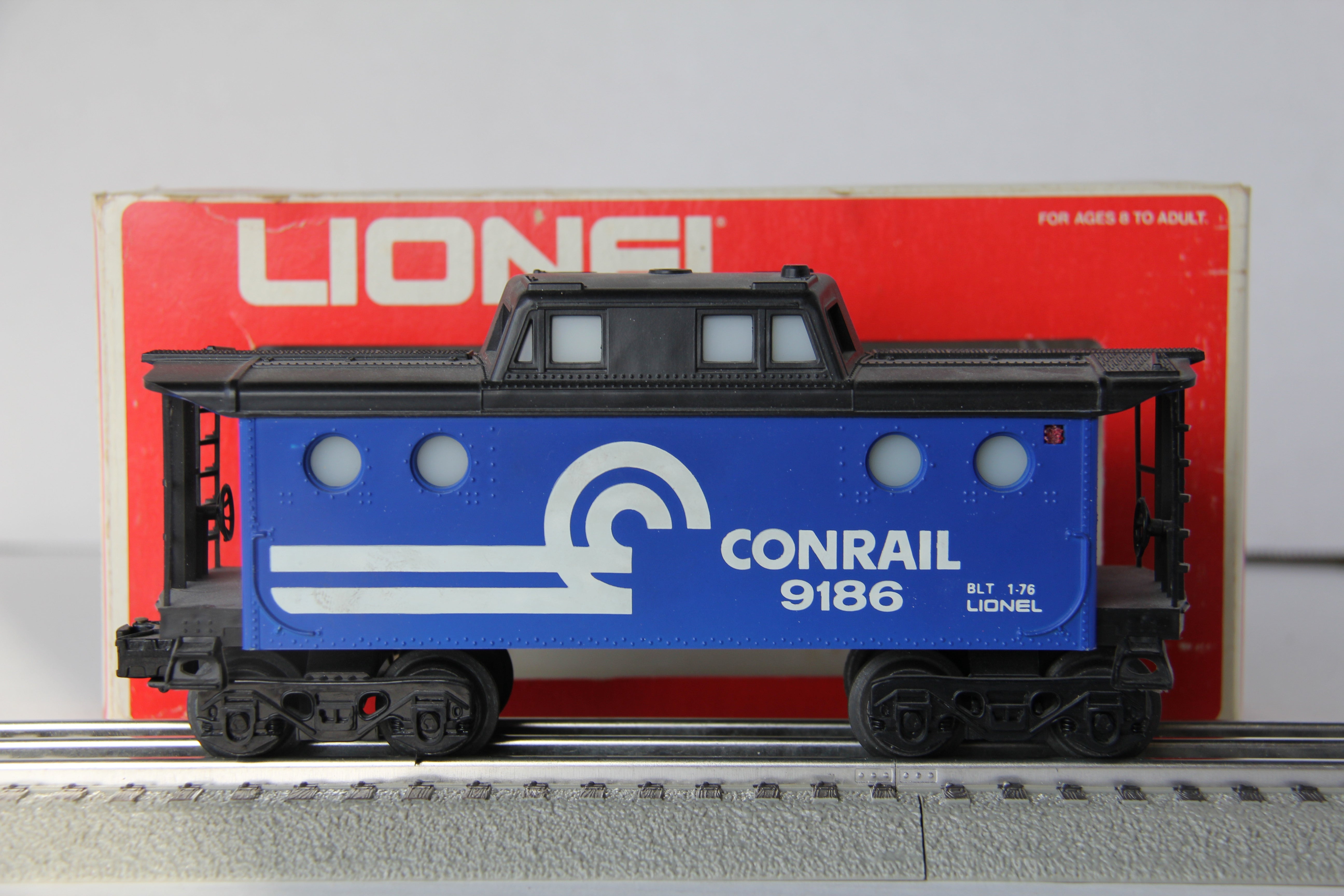 Lionel 6-9186 Conrail Lighted Caboose-Second hand-M3979