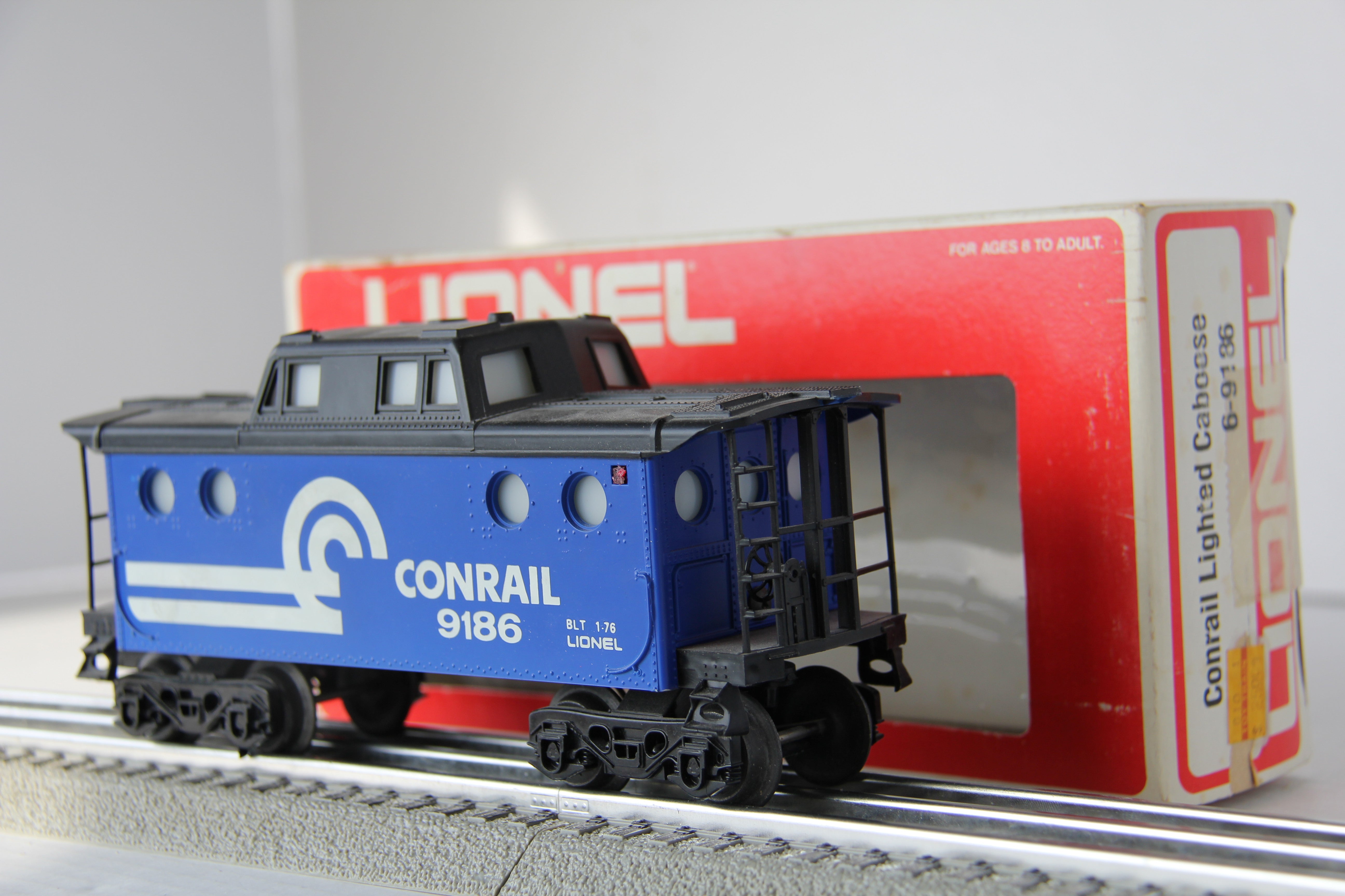 Lionel 6-9186 Conrail Lighted Caboose-Second hand-M3979