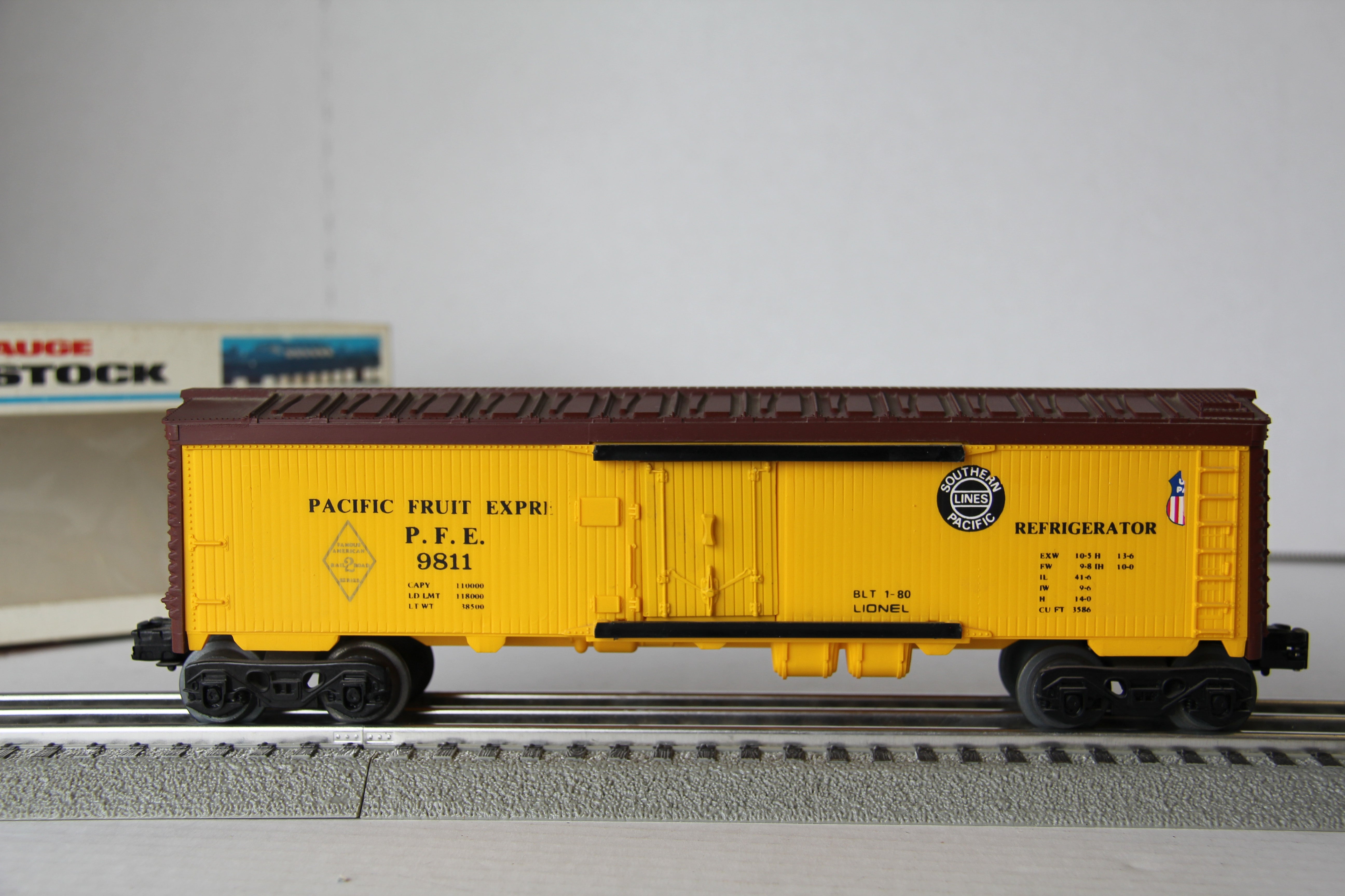 Lionel 6-9811 Famous American Railroad Southern Pacific Reefer-Second hand-M3981