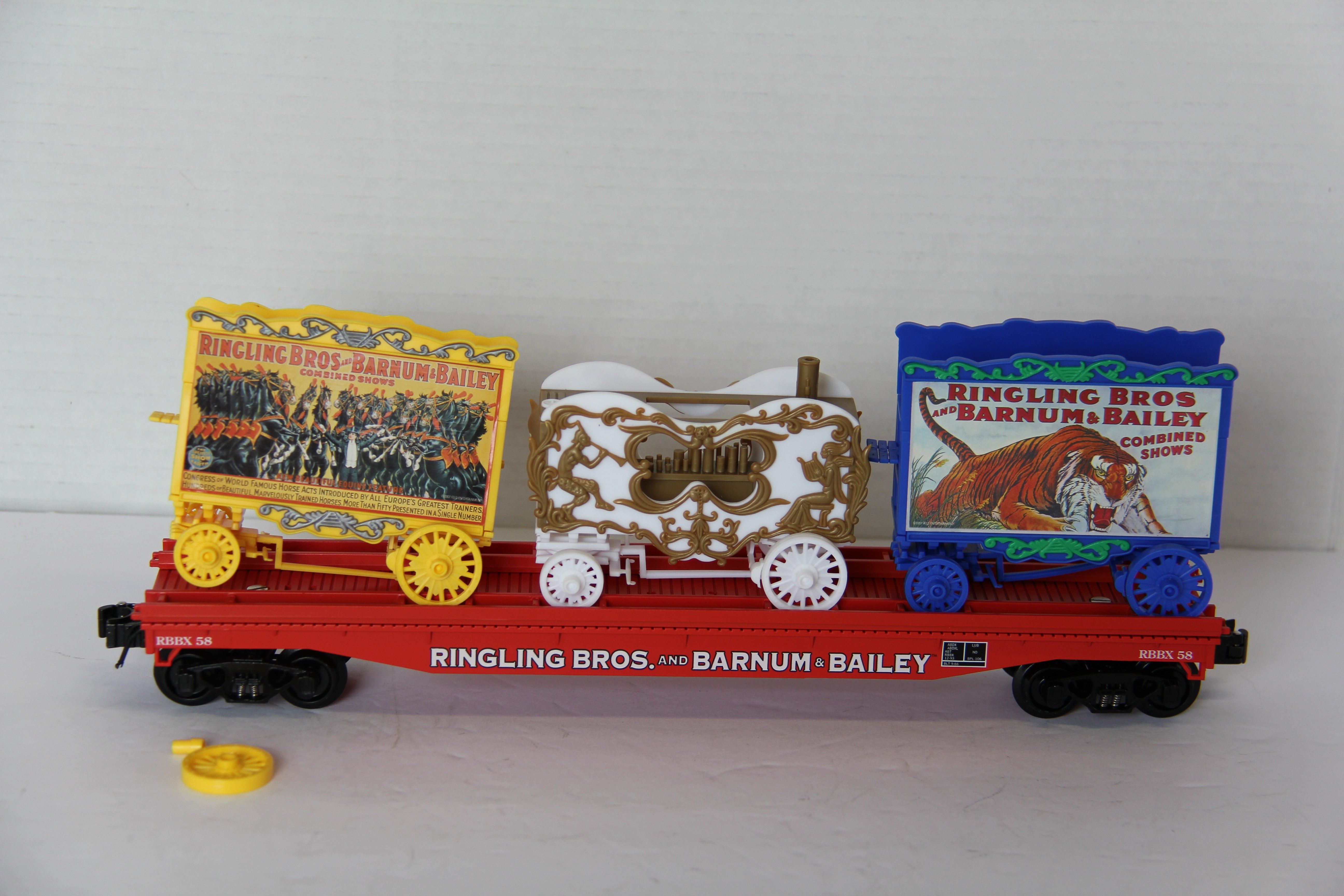 K Line by Lionel 6-21237 Ringling Bros Flat Car w/ 3 Circus Wagons-Second hand-M7811