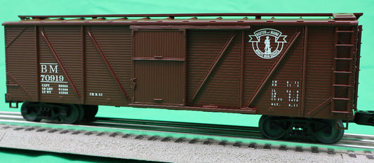 Lionel 2442162 - Single Sheathed Boxcar "Boston & Maine" #70919 - MrMuffin'sTrains