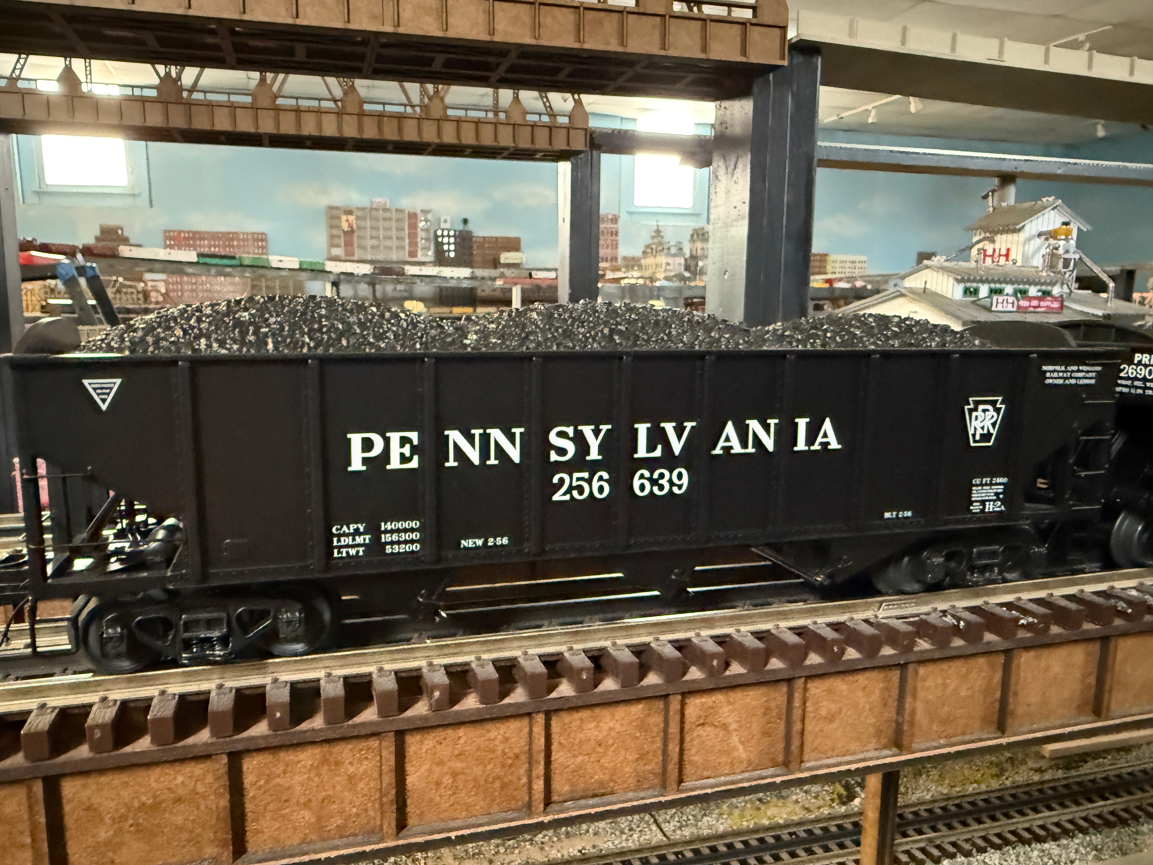 MTH 20-96844 - 70-ton 3-Bay Hopper Car "Pennsylvania"