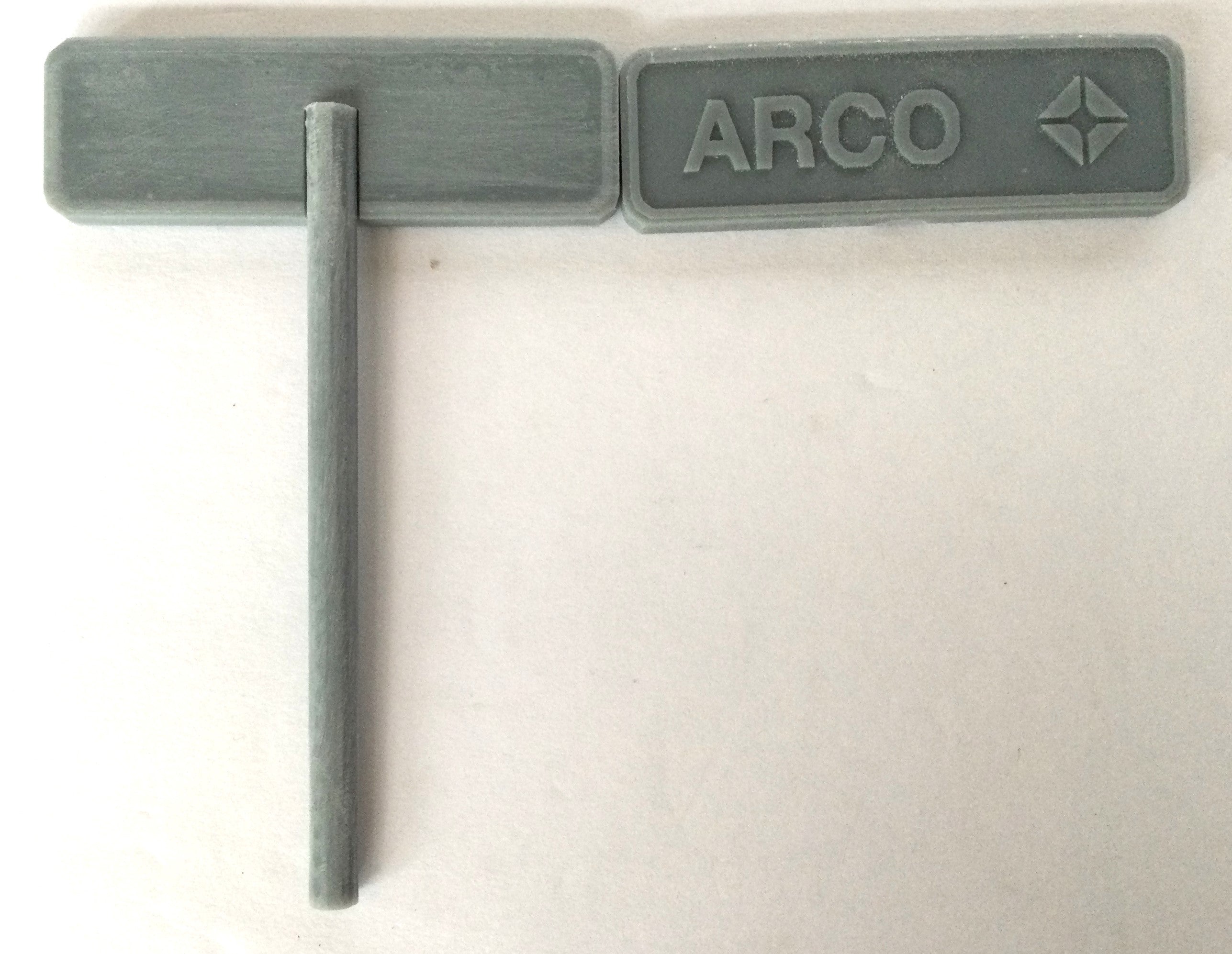 PPM-33648 - Gas Station Sign: Arco (1 Sign & 1 Pole)