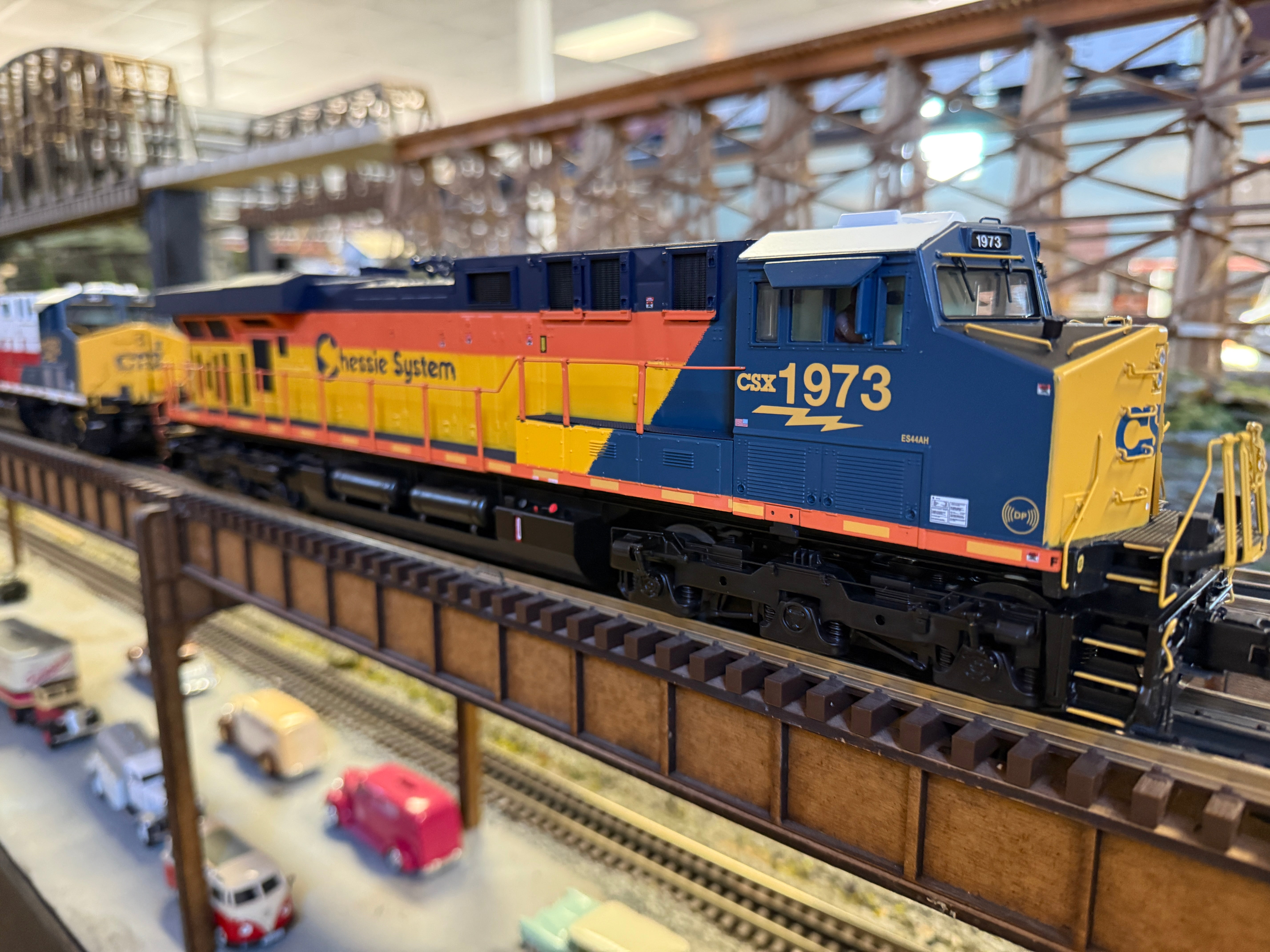 MTH 20-21937-1 - ES44AC Diesel Engine "Chessie" #1973 w/ PS3 (CSX Heritage)