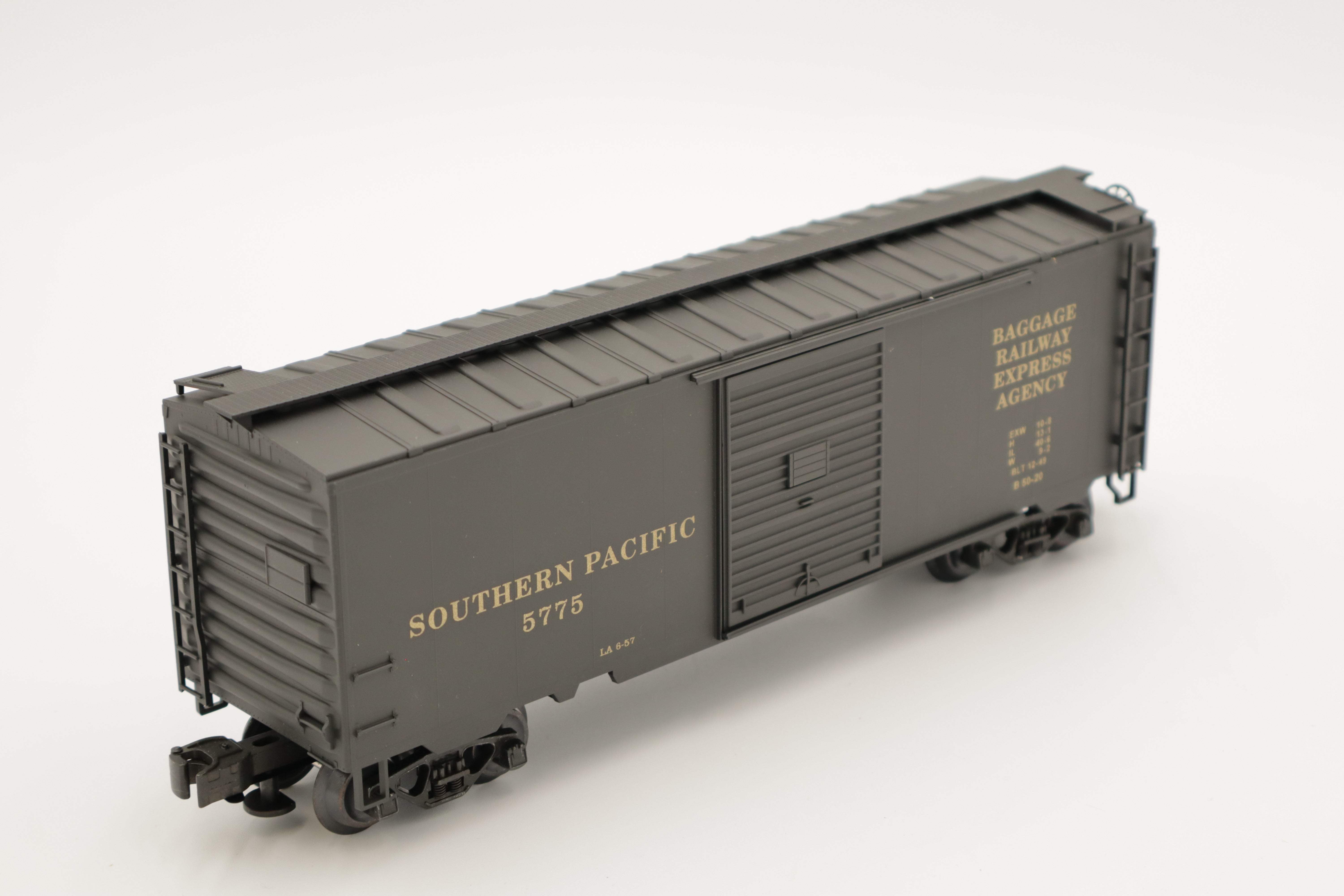 Weaver Southern Pacific Boxcar Express #5775-Second hand-M8423