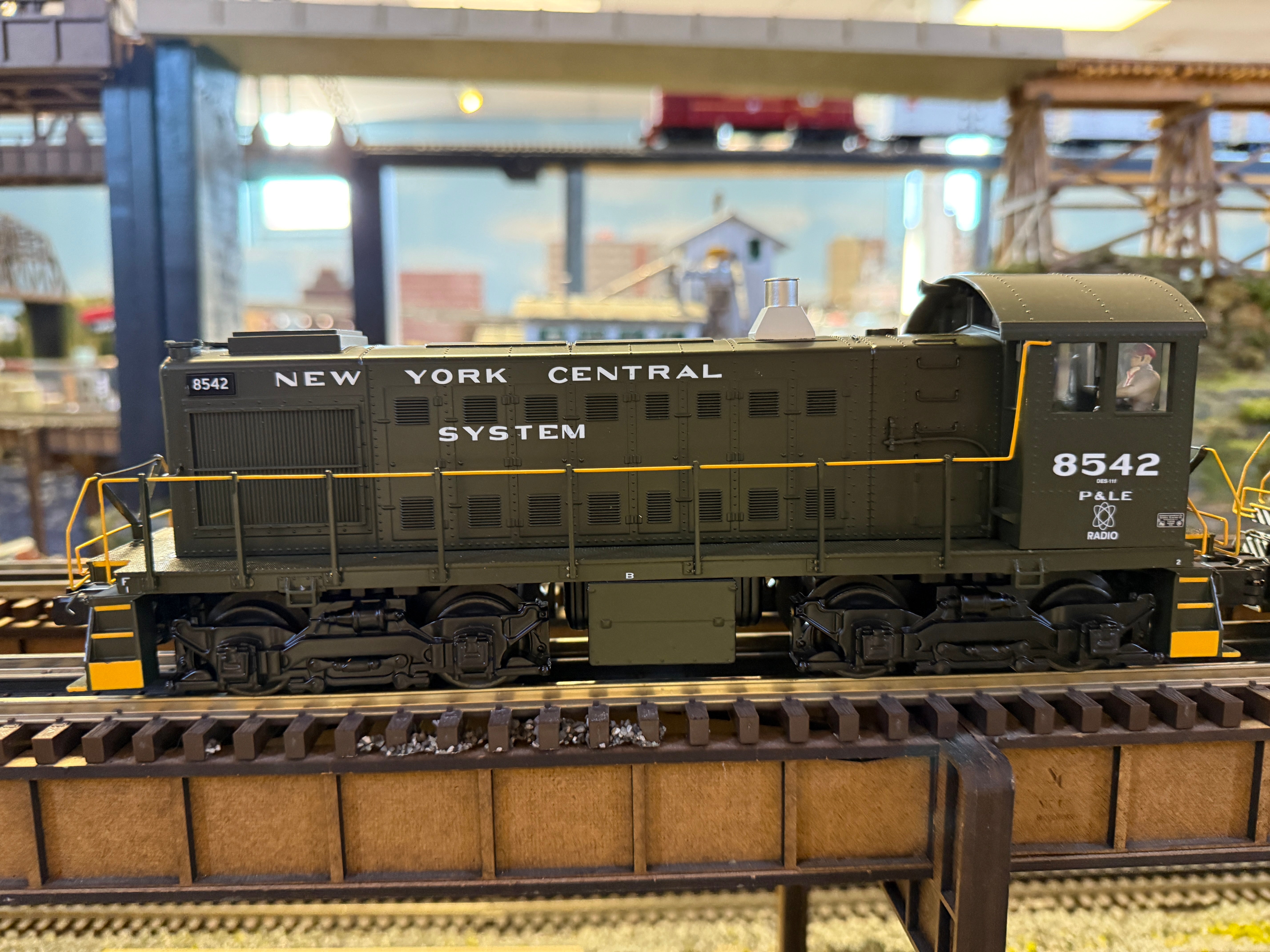 Atlas O 30138054 - Premier - S2 Diesel Locomotive "New York Central System" #8542 w/ PS3