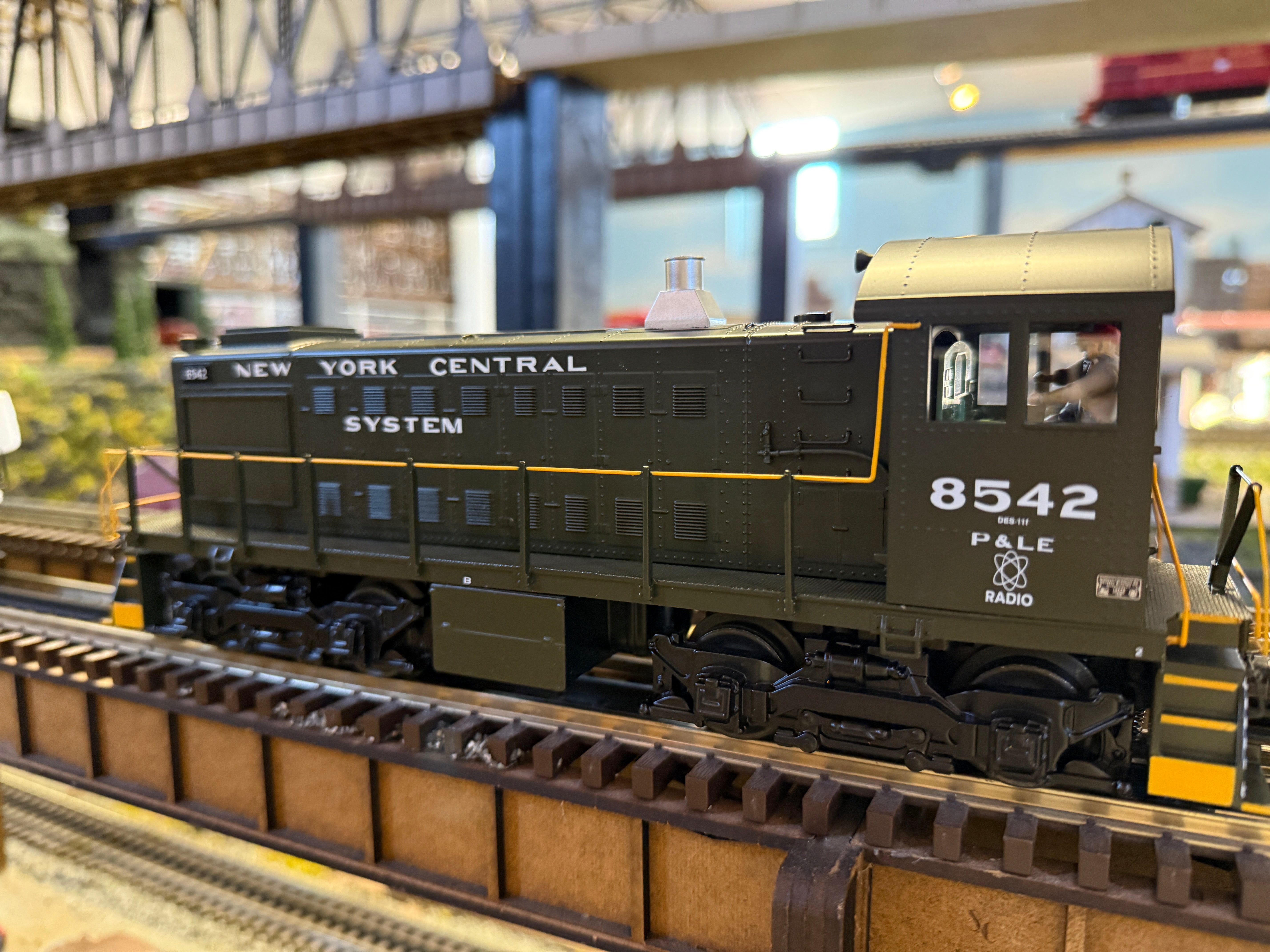 Atlas O 30138054 - Premier - S2 Diesel Locomotive "New York Central System" #8542 w/ PS3