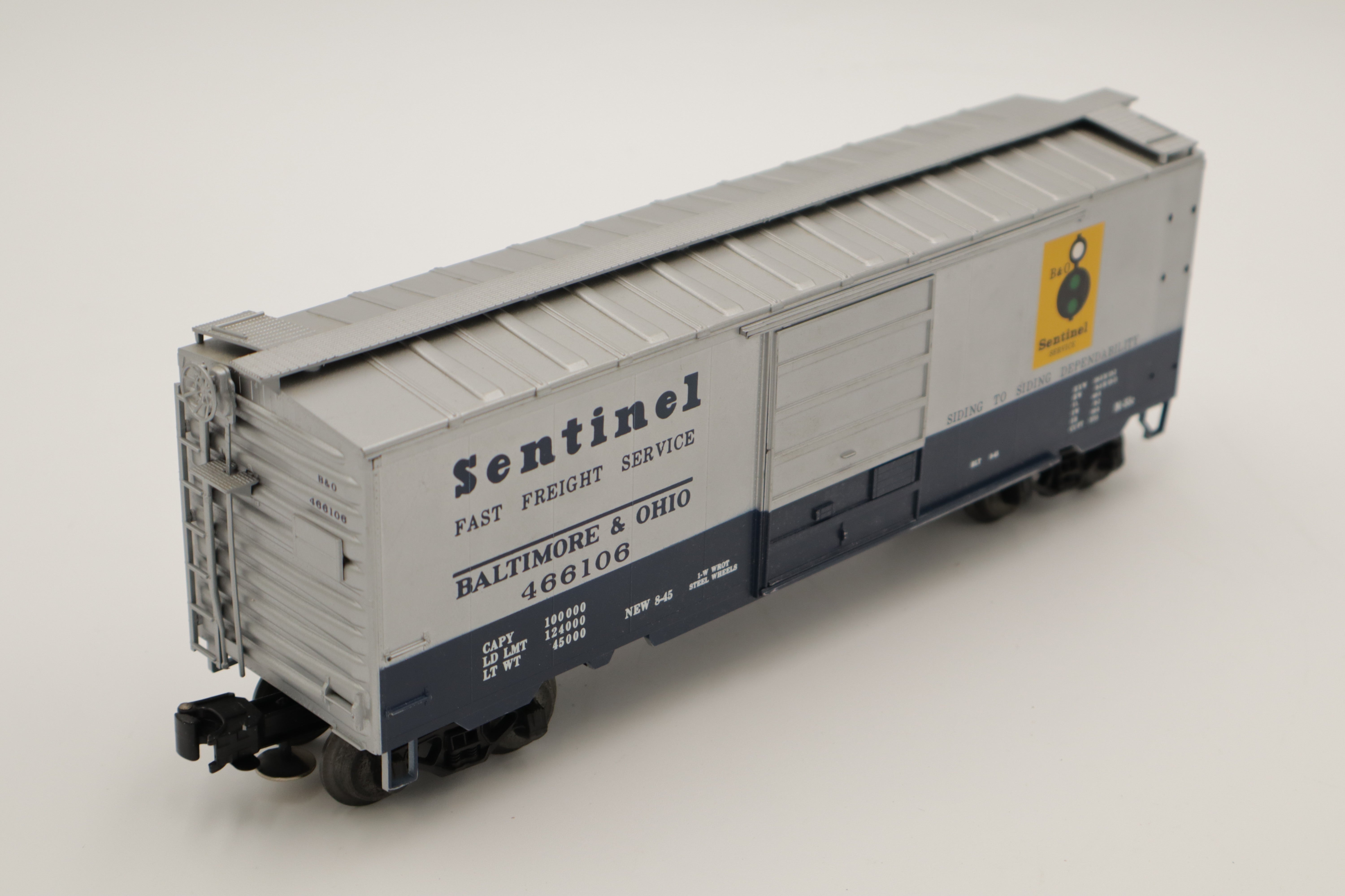 Weaver B & O Sentinal 40' PS-1 Single Door Boxcar #466106 WRONG BOX-Second hand-M8425