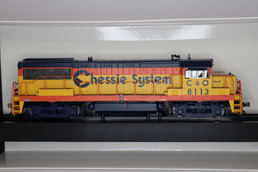 Bowser HO 25138 - Executive - U25B Diesel Locomotive "Chessie System" #8113 (Chesapeake & Ohio) Phase IIa (w/DCC/Sound)