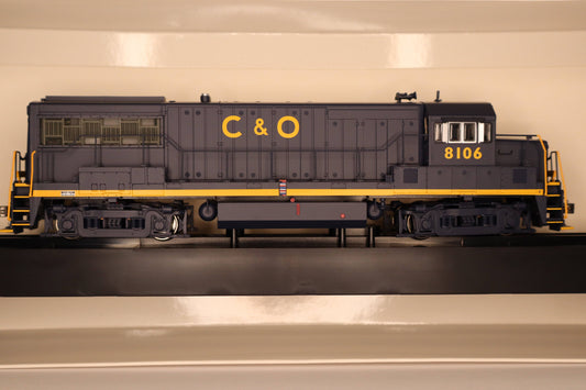Bowser HO 25129 - Executive - U25B Diesel Locomotive "Chesapeake & Ohio" #8106 (Phase IIa) w/DCC/Sound