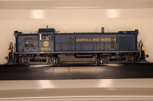 Bowser HO 25223 - Executive - RS-3 Diesel Locomotive "Norfolk & Western" #2551 (Phase III) ex Nickel Plate Road (w/DCC/Sound)