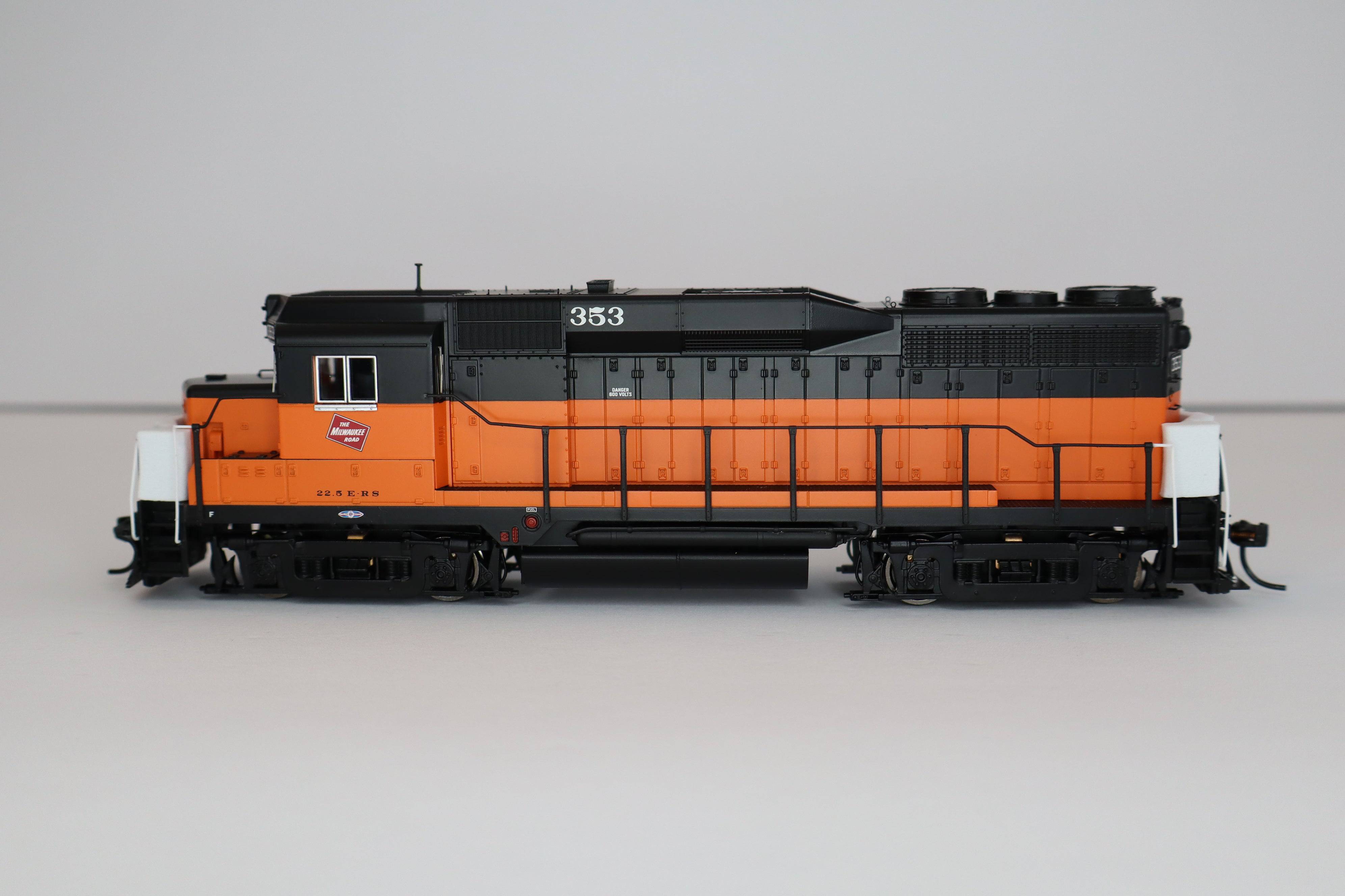 Broadway Limited Imports HO 9137 - EMD GP30 Diesel Locomotive "Milwaukee Road" #353 (w/DCC/Sound)