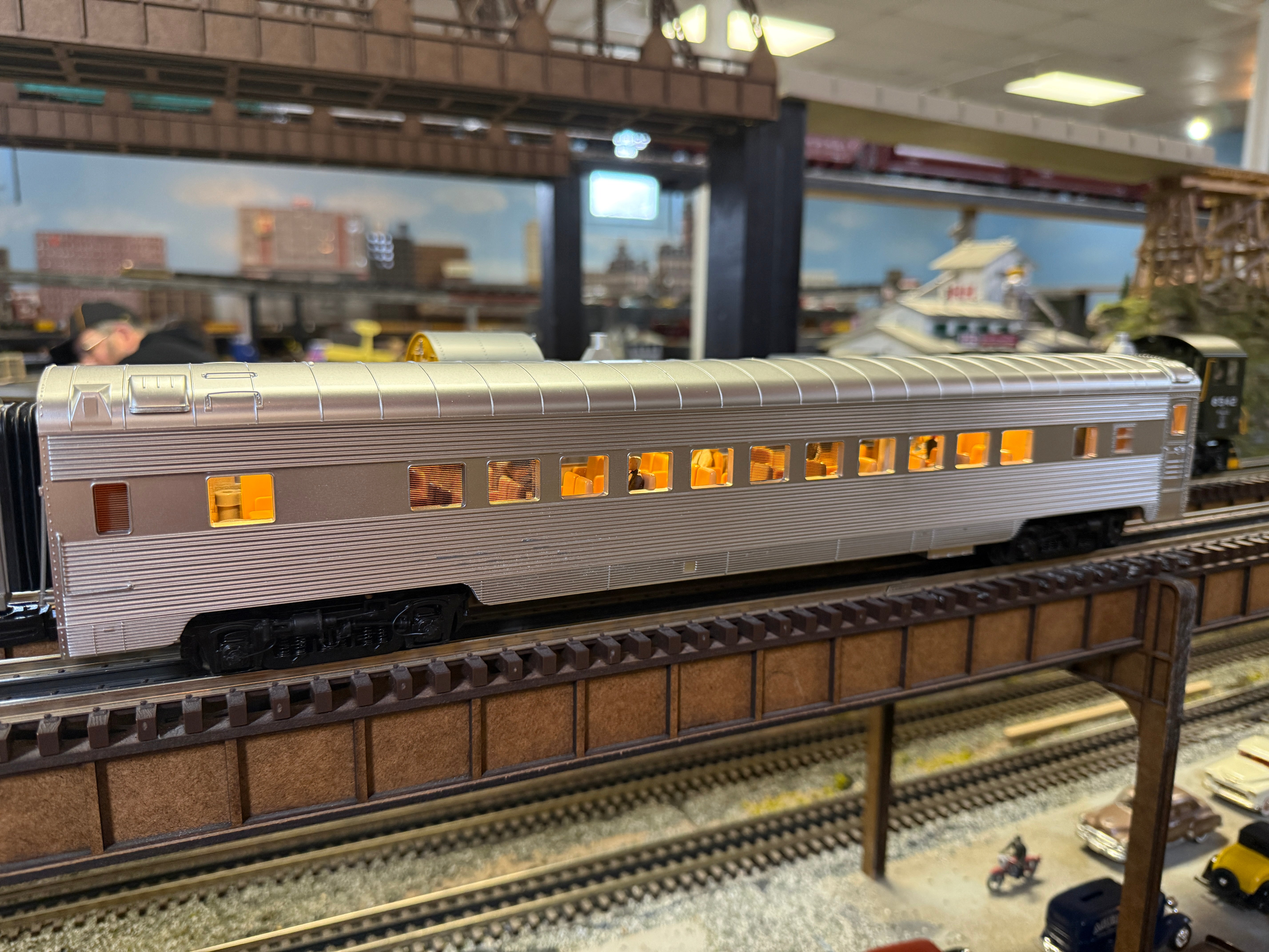 Atlas O - 70' Streamlined Passenger Set "Unlettered" (5-Car) - Custom Run for MrMuffin'sTrains