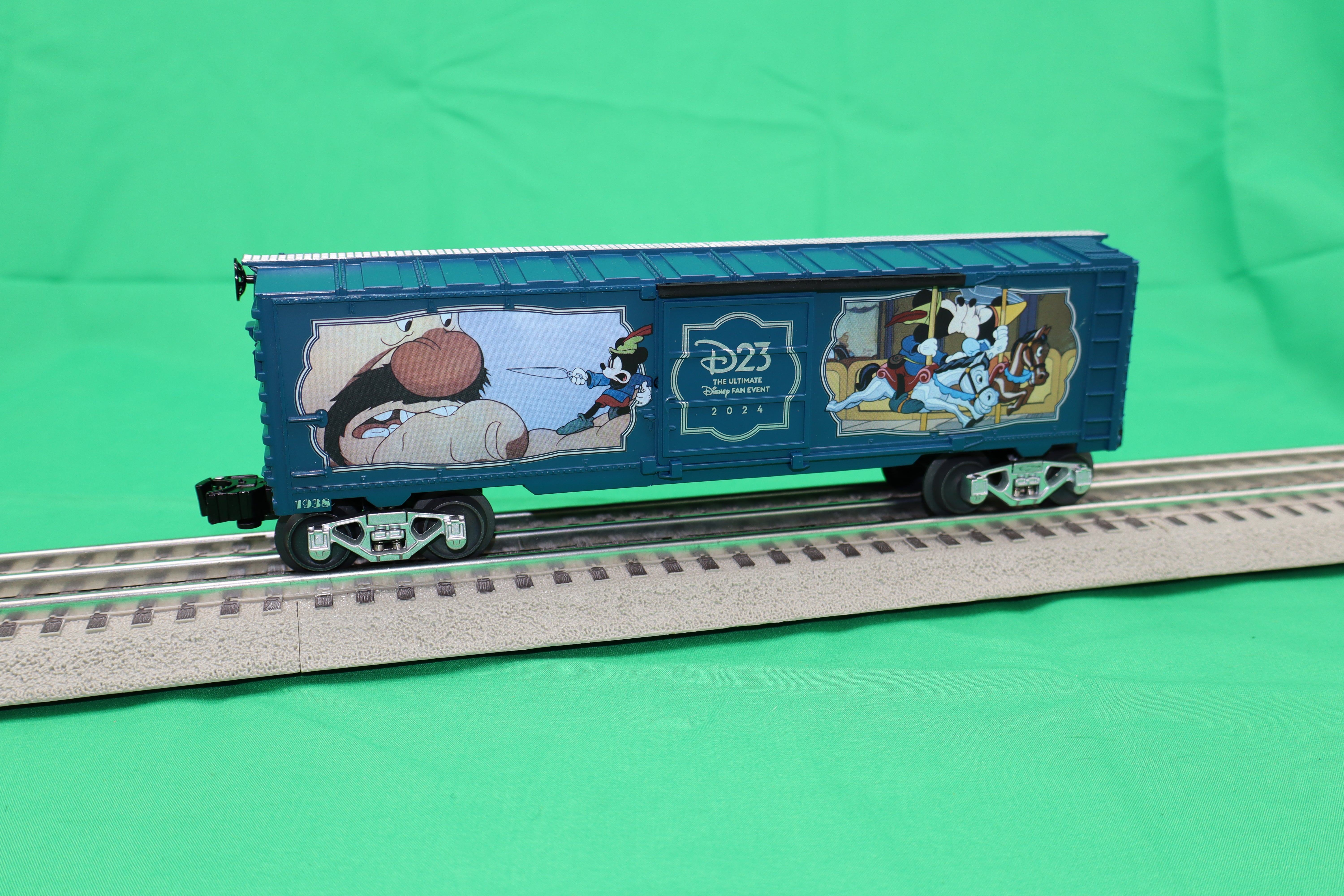 Lionel 2401561 - Disney's D23 - Mickey Mouse Boxcar