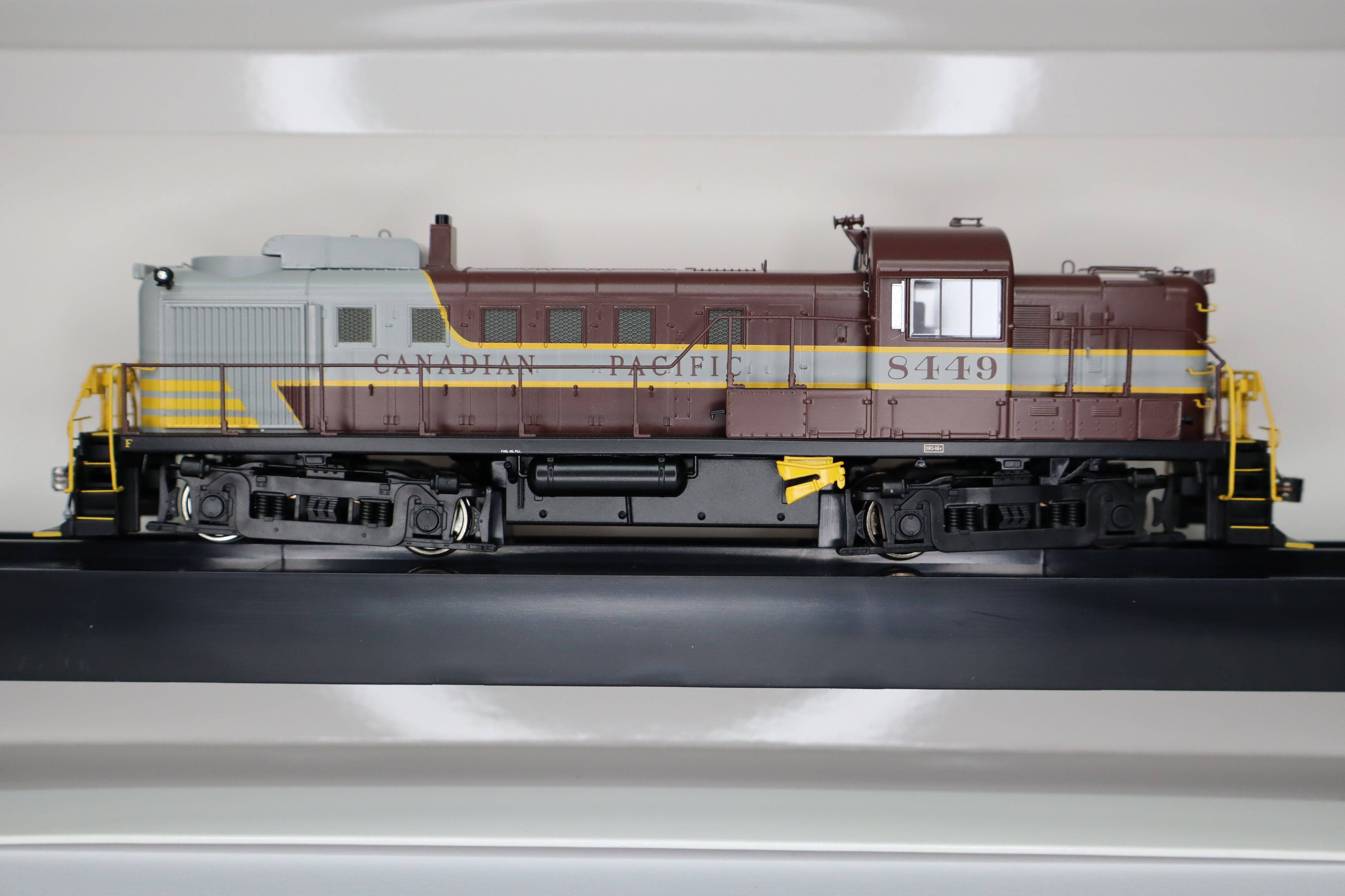 Bowser HO 25268 - Executive - ALCo RS-3 Diesel Locomotive "Canadian Pacific" #8441 (w/Sound)