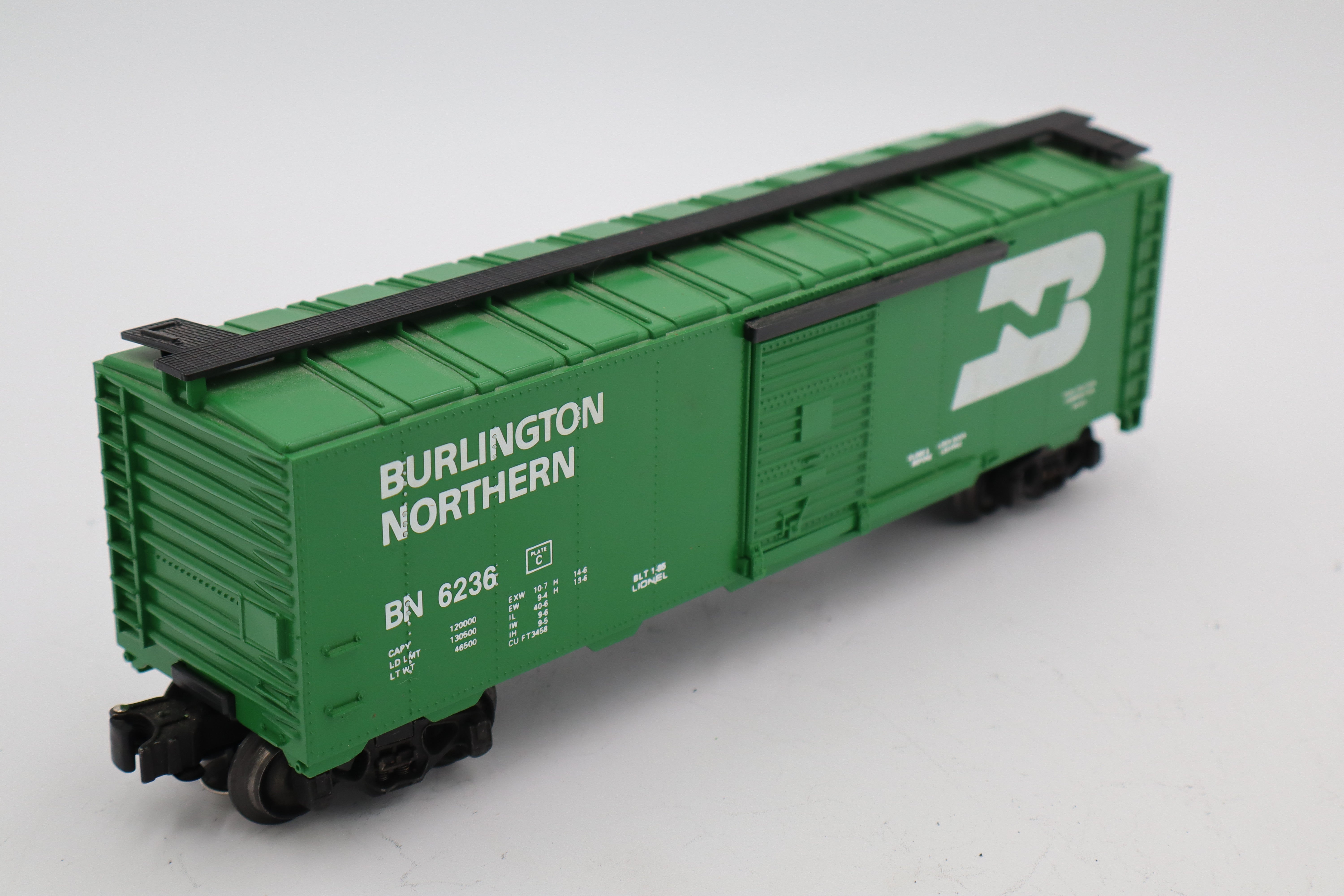 Lionel 6-6236 Burlington Northern Standard O Boxcar-Second hand-M8437