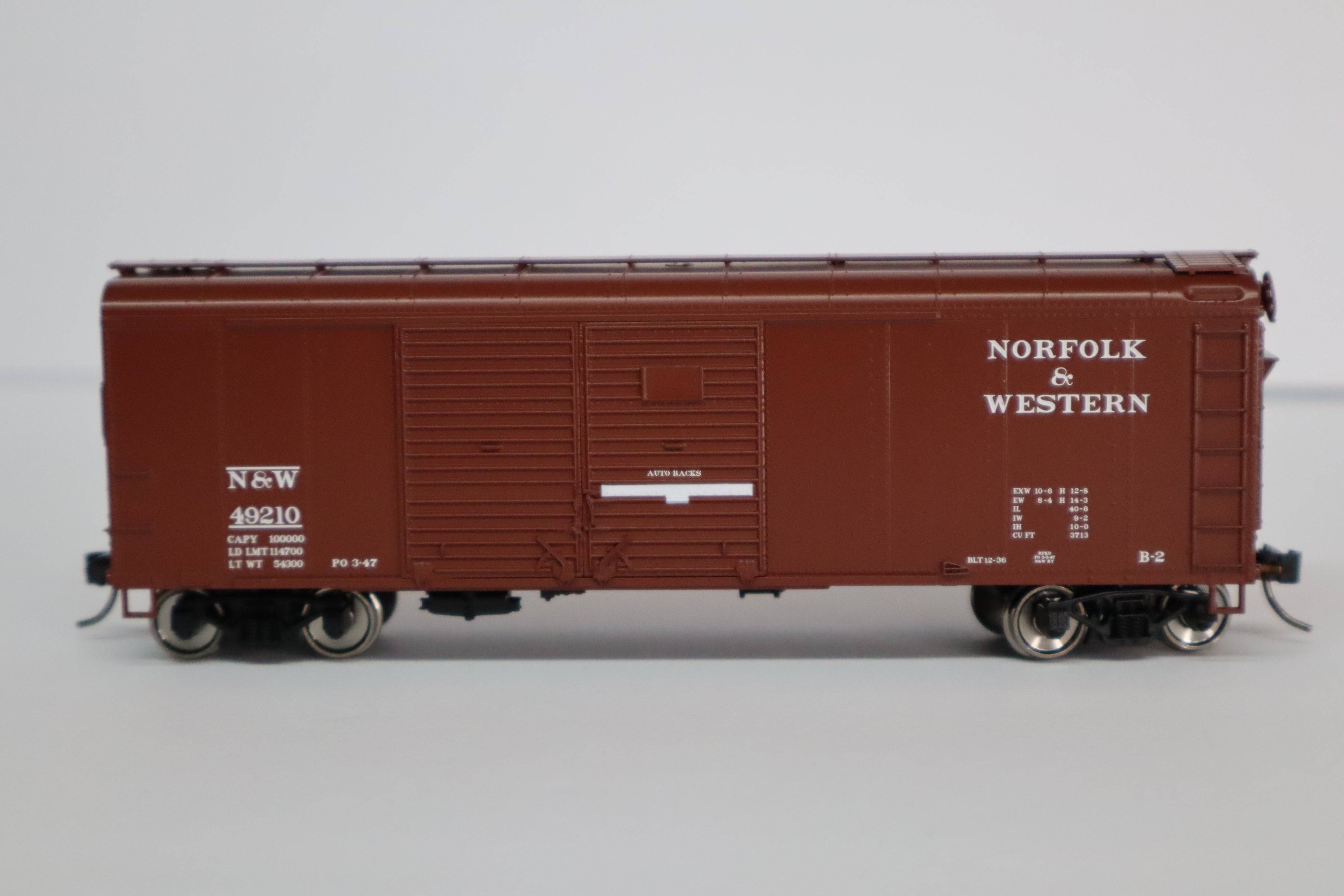Bowser HO 43312 - X31 B2 Round Roof Box Car "Norfolk & Western" #49239 (4-Dr, Flush Roof)