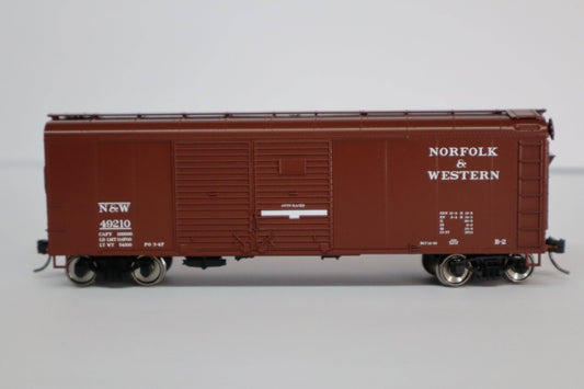 Bowser HO 43312 - X31 B2 Round Roof Box Car "Norfolk & Western" #49239 (4-Dr, Flush Roof)