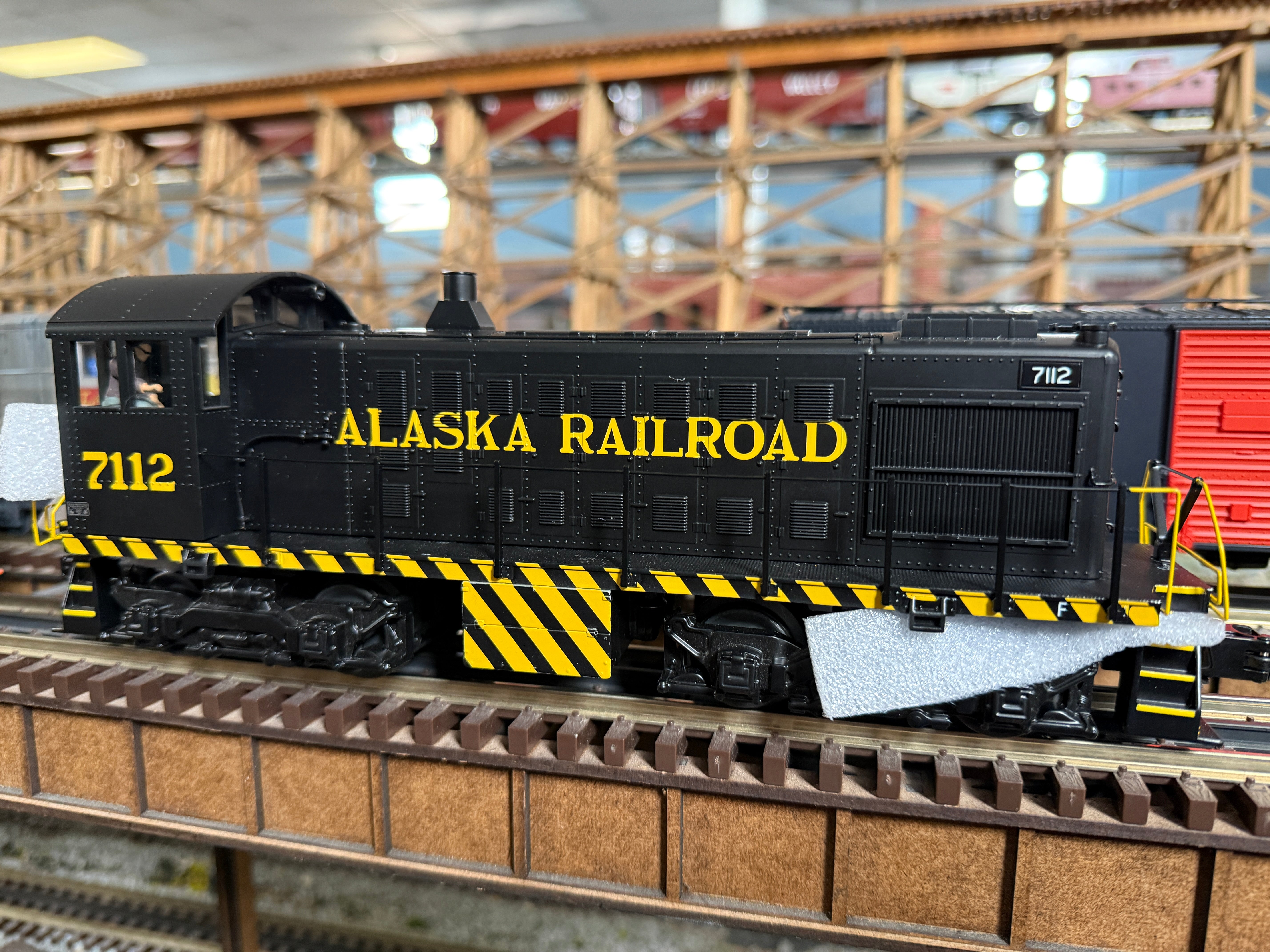 Atlas O 30138048 - Premier - S2 Diesel Locomotive "Alaska Railroad" #7112 w/ PS3