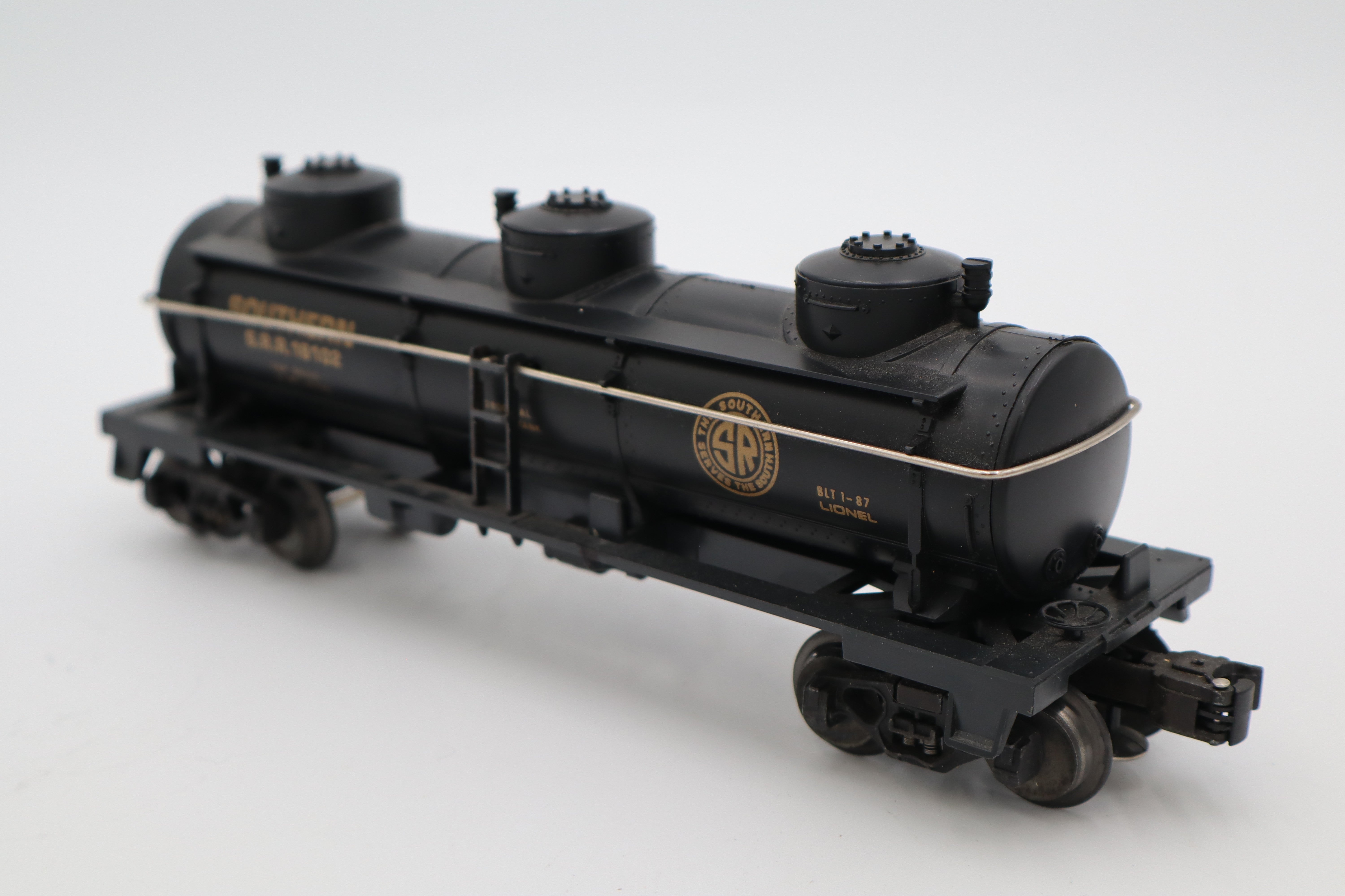 Lionel 6-16102 Southern 3 Dome Tank Car-Second hand-M8439