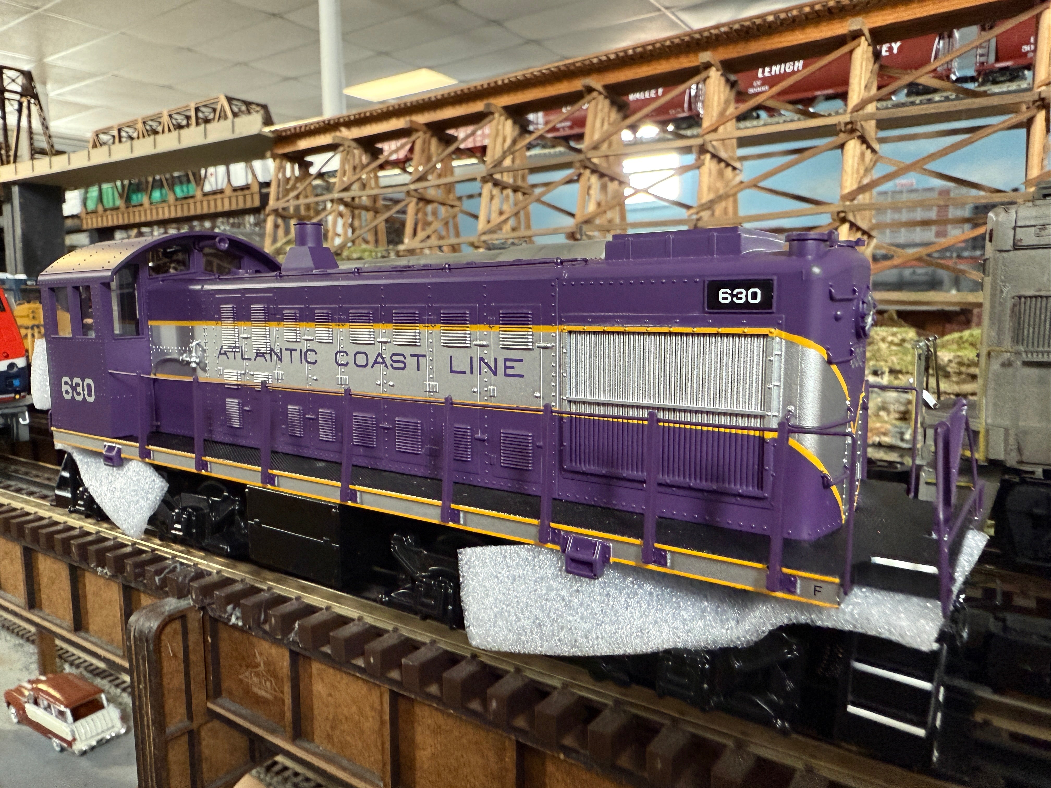 Atlas O 30138050 - Premier - S2 Diesel Locomotive "Atlantic Coast Line" #630 w/ PS3