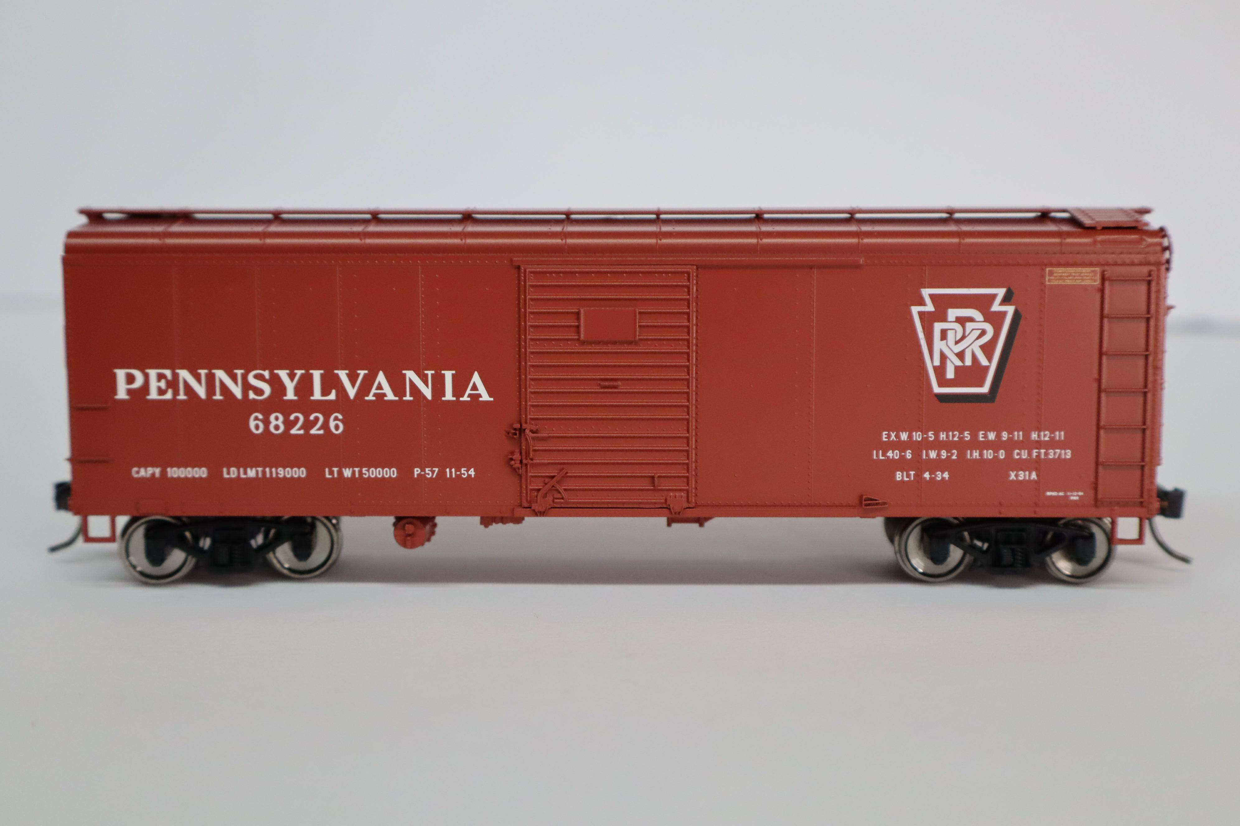 Bowser HO 43333 - X31A Round Roof Box Car "Pennsylvania" #68285 (2-Dr, Inset Roof) Shadow Keystone