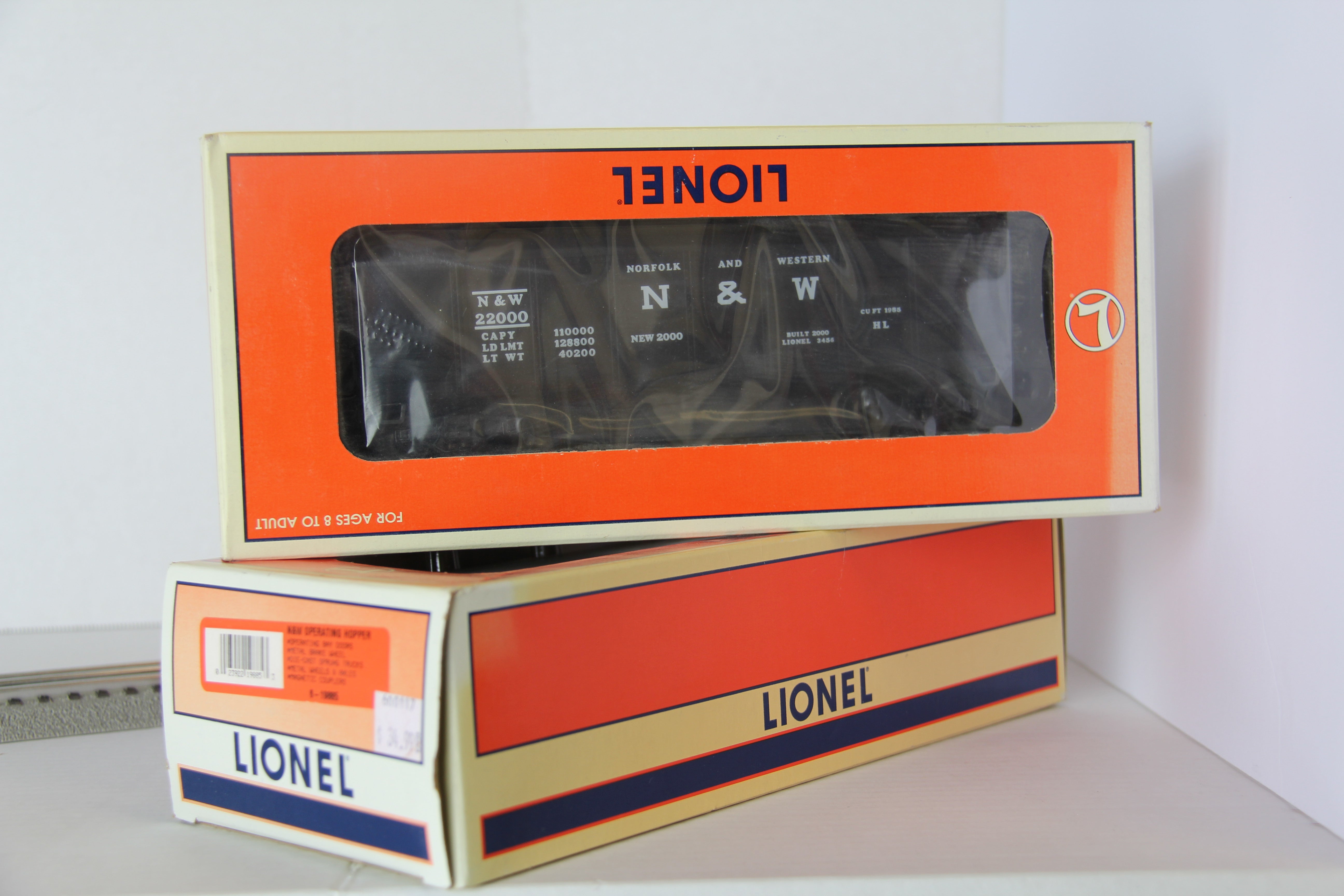 Lionel 6-19885 N & W Operating Hopper 2 Box Set-Second hand-M3803