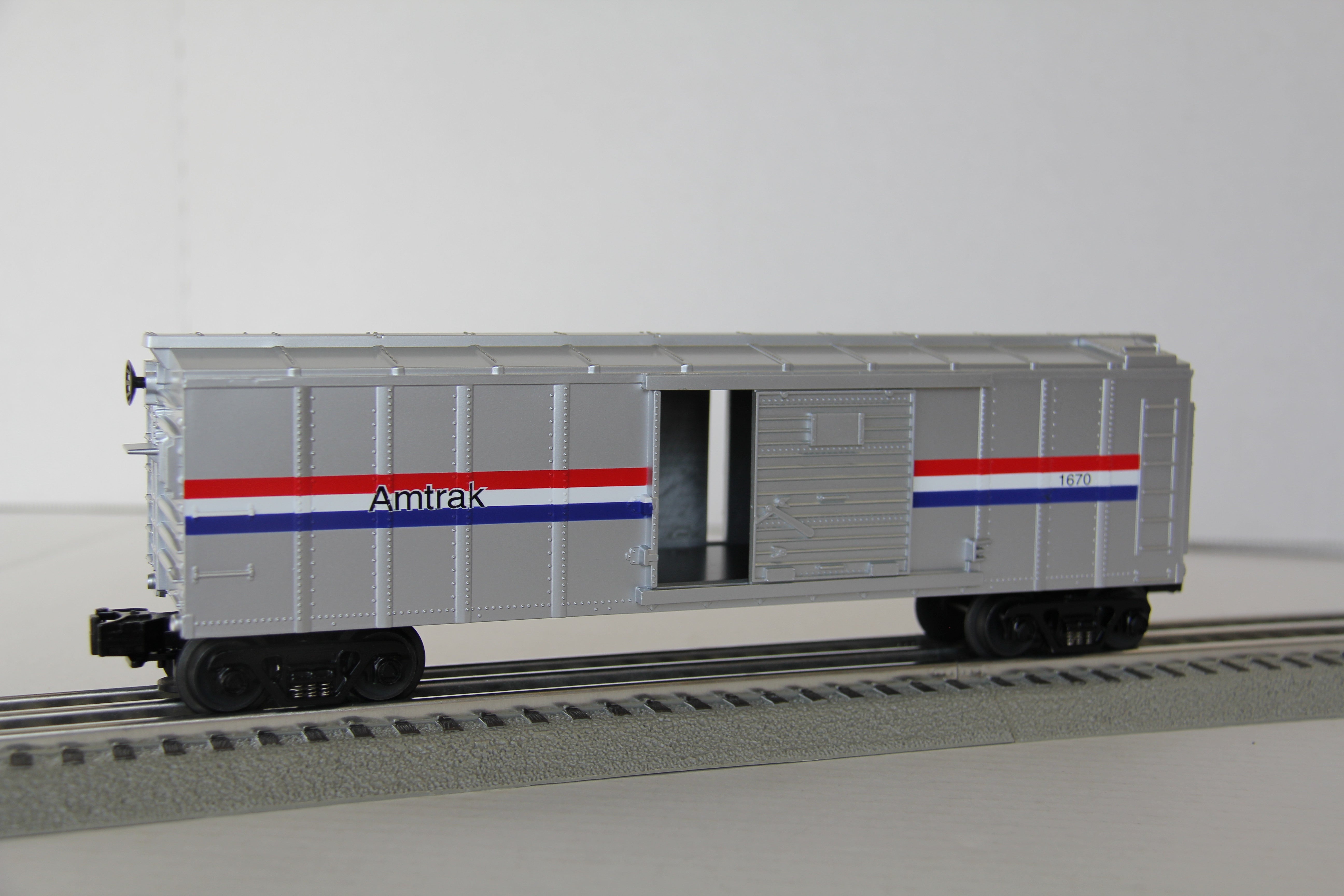 MTH 30-7421 Amtrak Mail Box Car-Second hand-M4026
