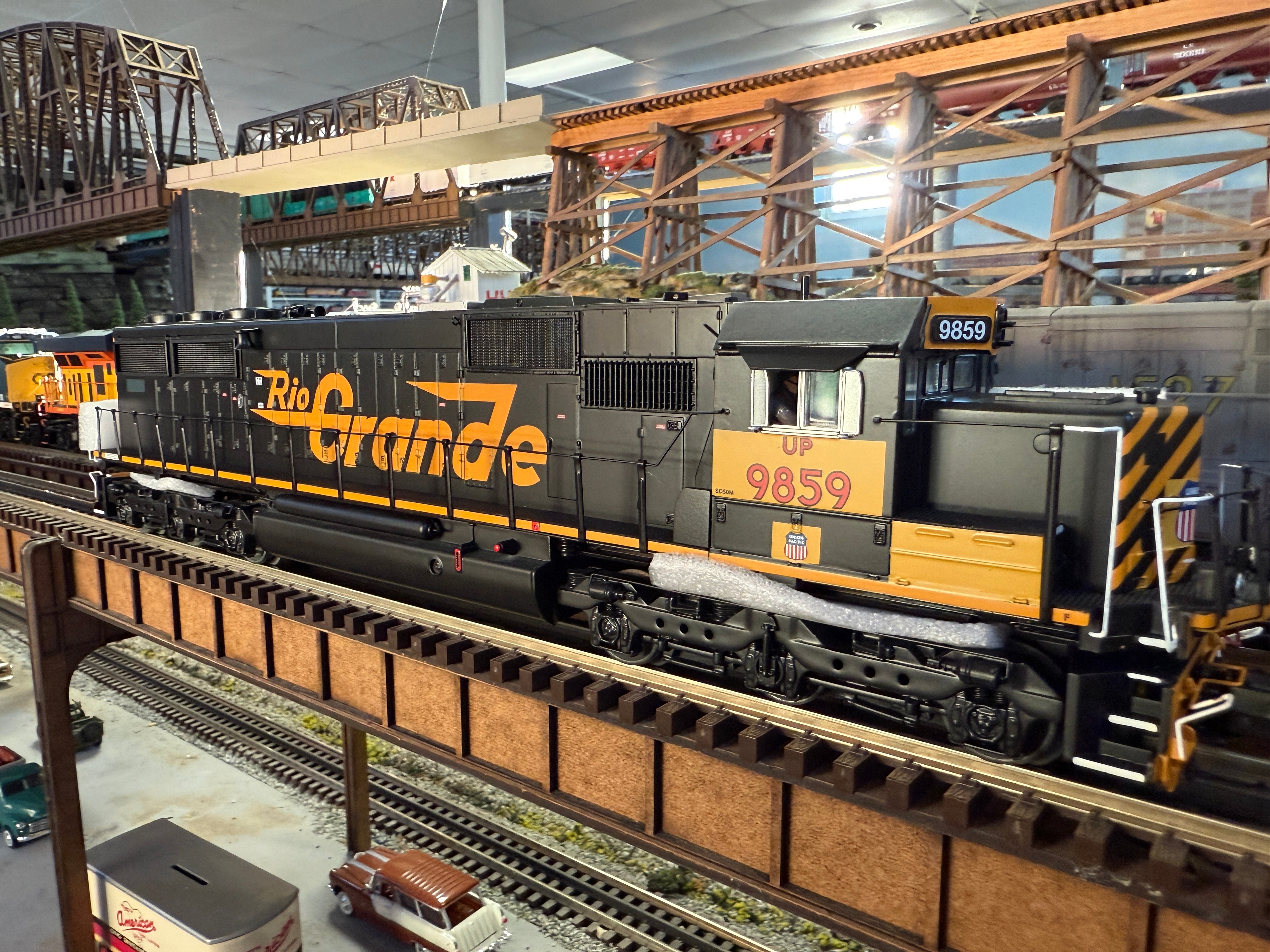 MTH 20-21916-1 - SD50 Diesel Engine "Union Pacific" #9859 w/ PS3 (Denver & Rio Grande Patch) - Custom Run for MrMuffin'sTrains