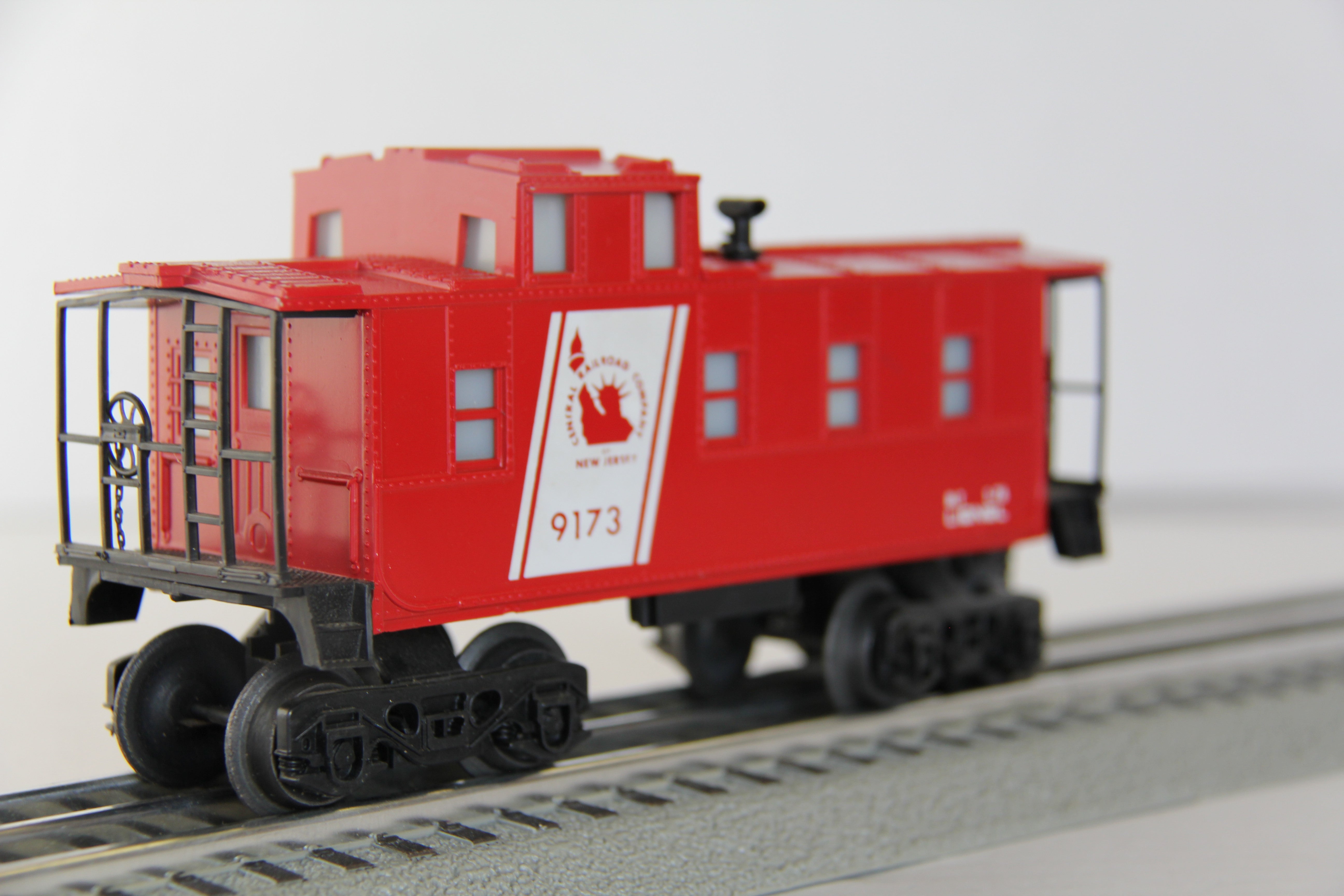 Lionel 6-9173 Jersey Central Lighted Caboose-Second hand-M4033